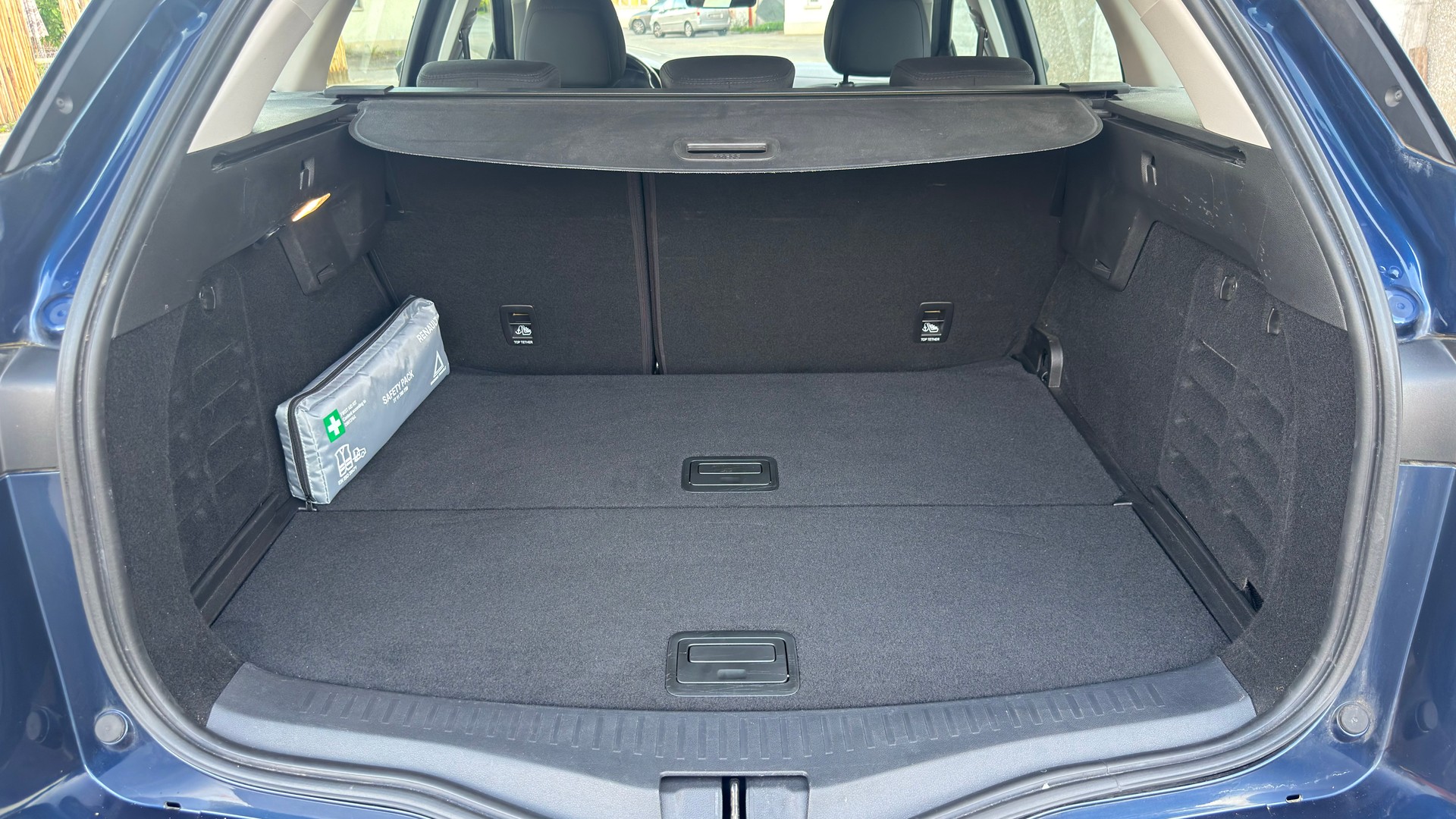 RENAULT Mégane Grandtour 1.5 dCi Business EDC-image-11