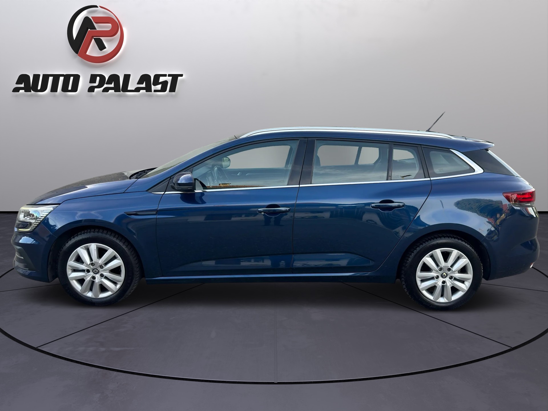 RENAULT Mégane Grandtour 1.5 dCi Business EDC-image-1