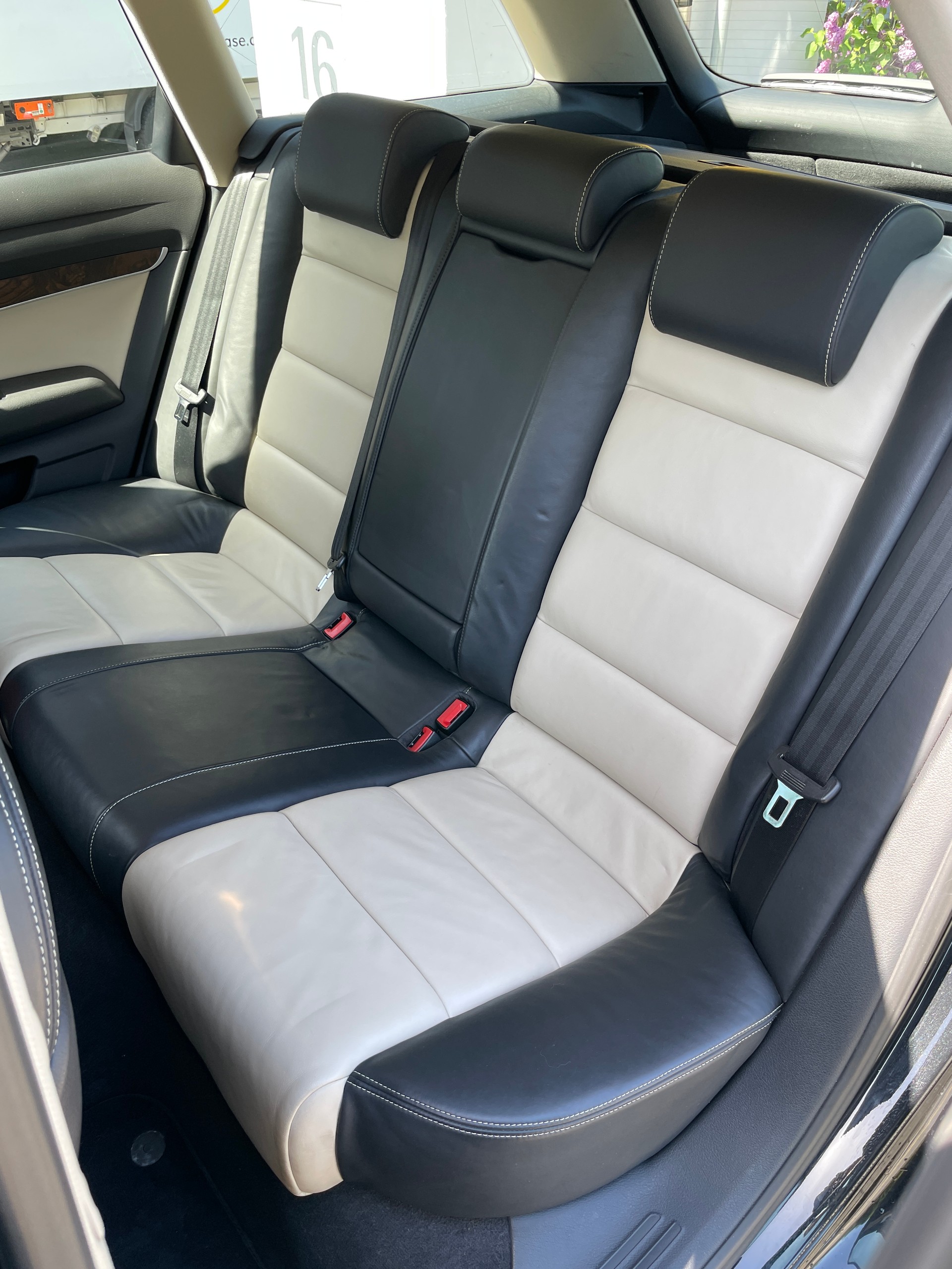 AUDI A6 Avant 3.0 V6 TDI quattro tiptronic-image-13