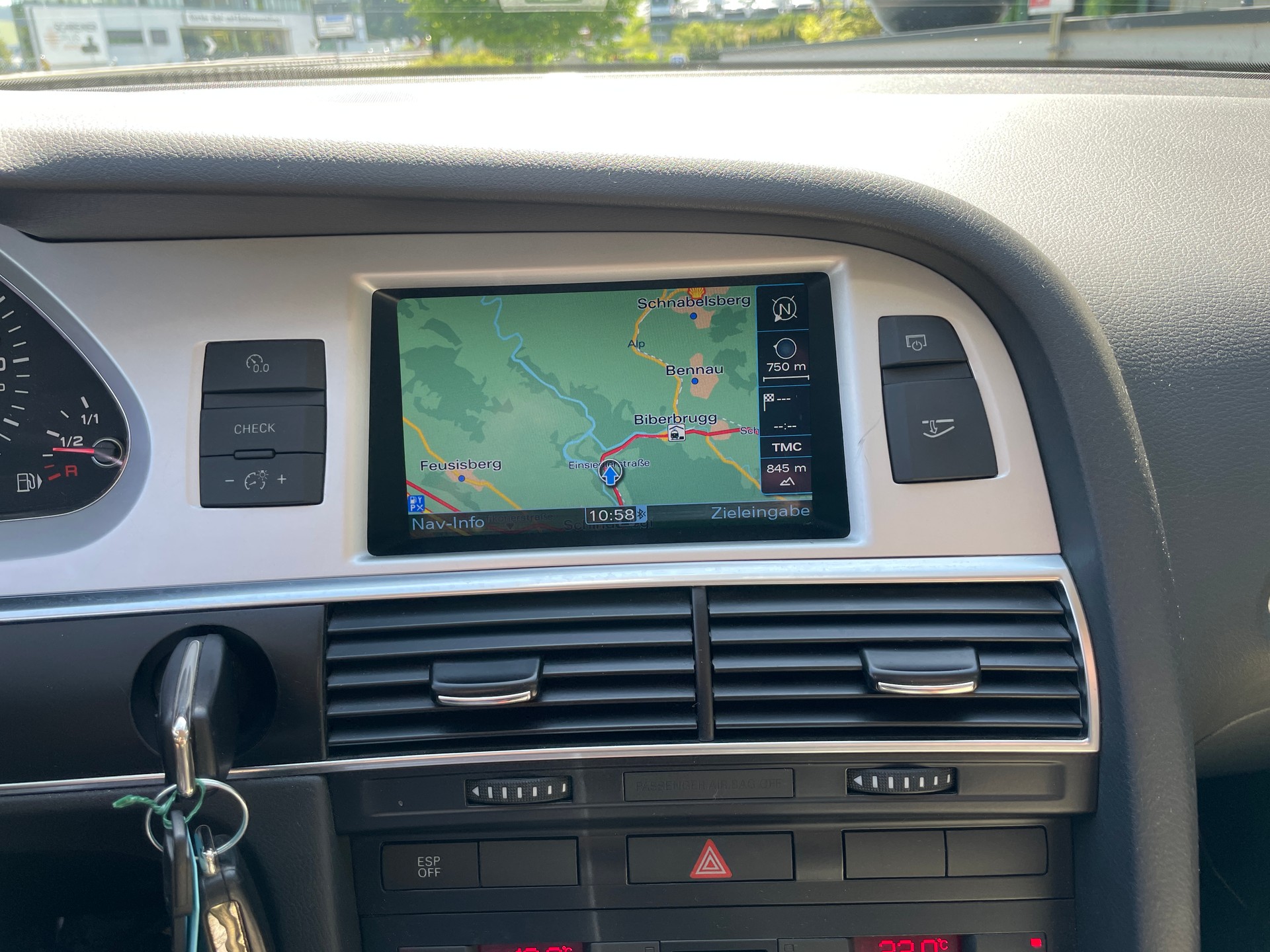 AUDI A6 Avant 3.0 V6 TDI quattro tiptronic-image-22