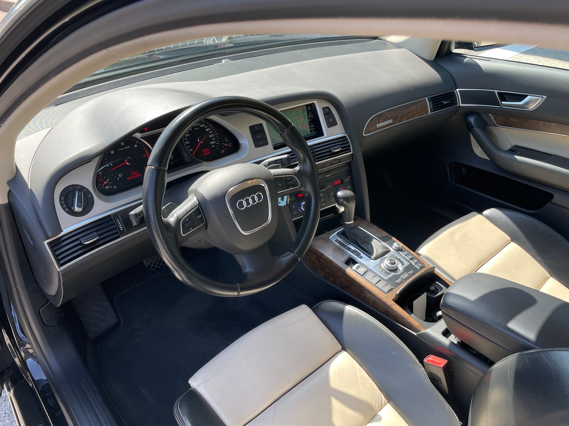 AUDI A6 Avant 3.0 V6 TDI quattro tiptronic-image-9