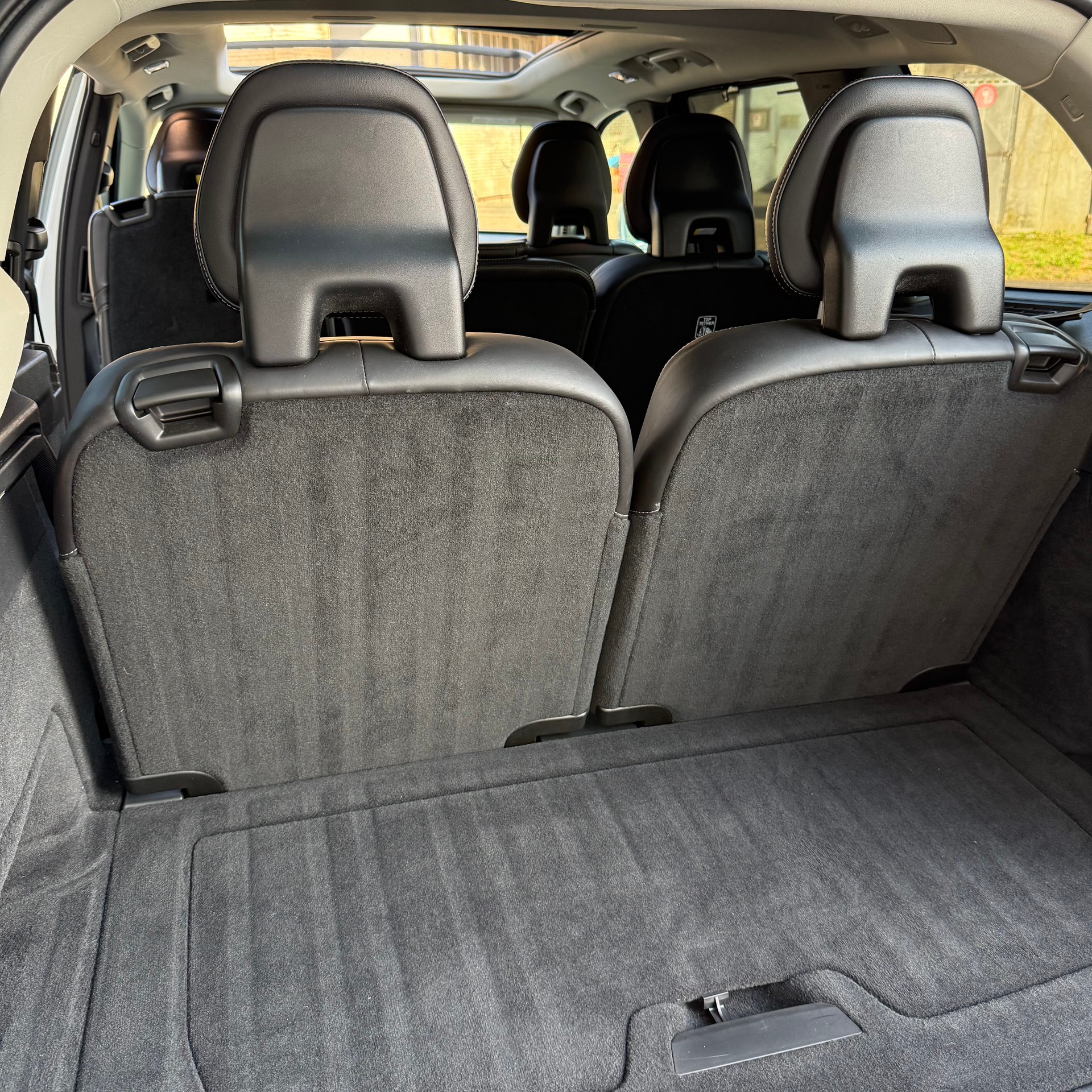 VOLVO XC90 T8 AWD Inscription Geartronic Swiss-image-24
