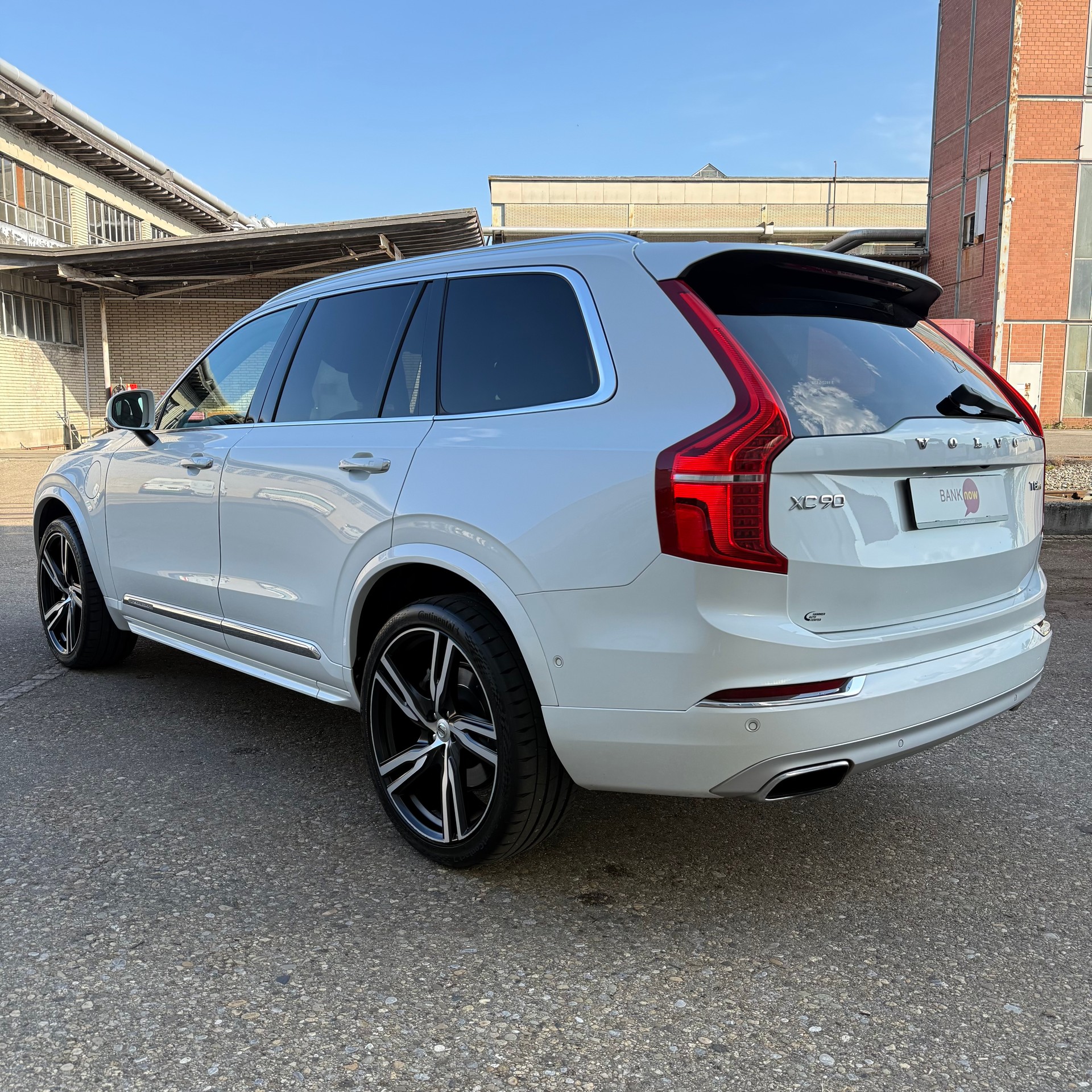 VOLVO XC90 T8 AWD Inscription Geartronic Swiss-showroom-element-3