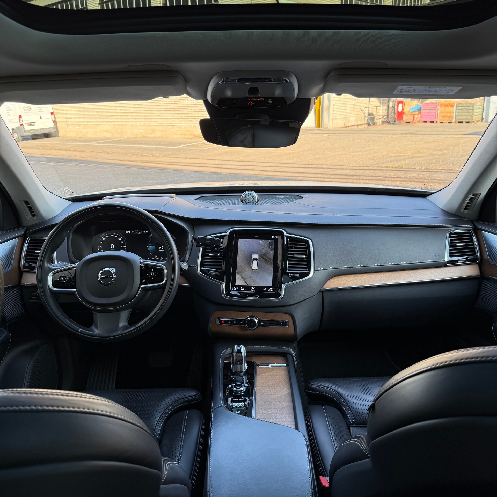 VOLVO XC90 T8 AWD Inscription Geartronic Swiss-image-7