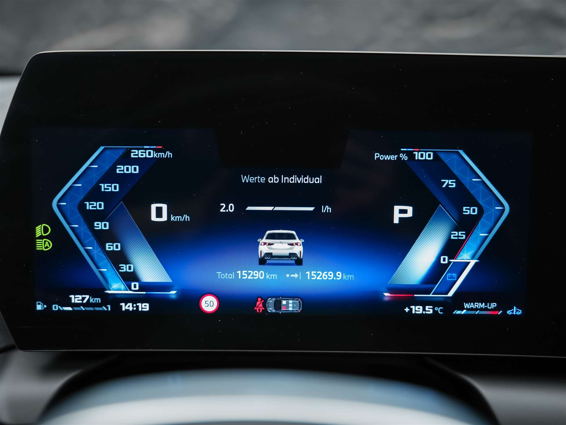 BMW M135 xDrive *Harman/Kardon*Sportsitze*Sitzheizung*Keyless Go*-image-23