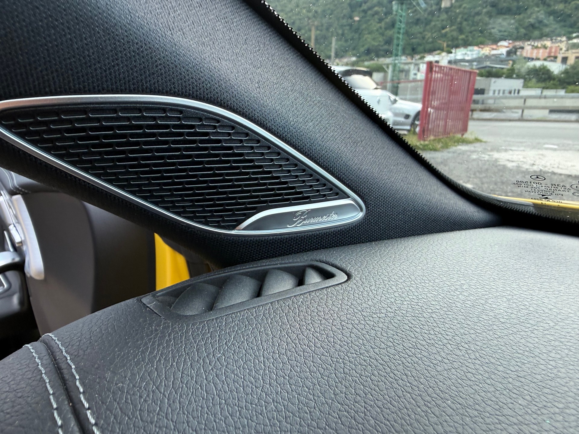 MERCEDES-BENZ CLA Shooting Brake 35 AMG 4Matic 7G-DCT-image-9