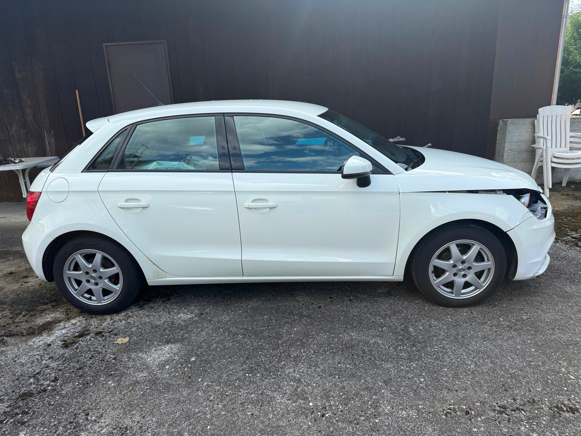 AUDI A1 Sportback 1.2 TFSI Attraction-image-7