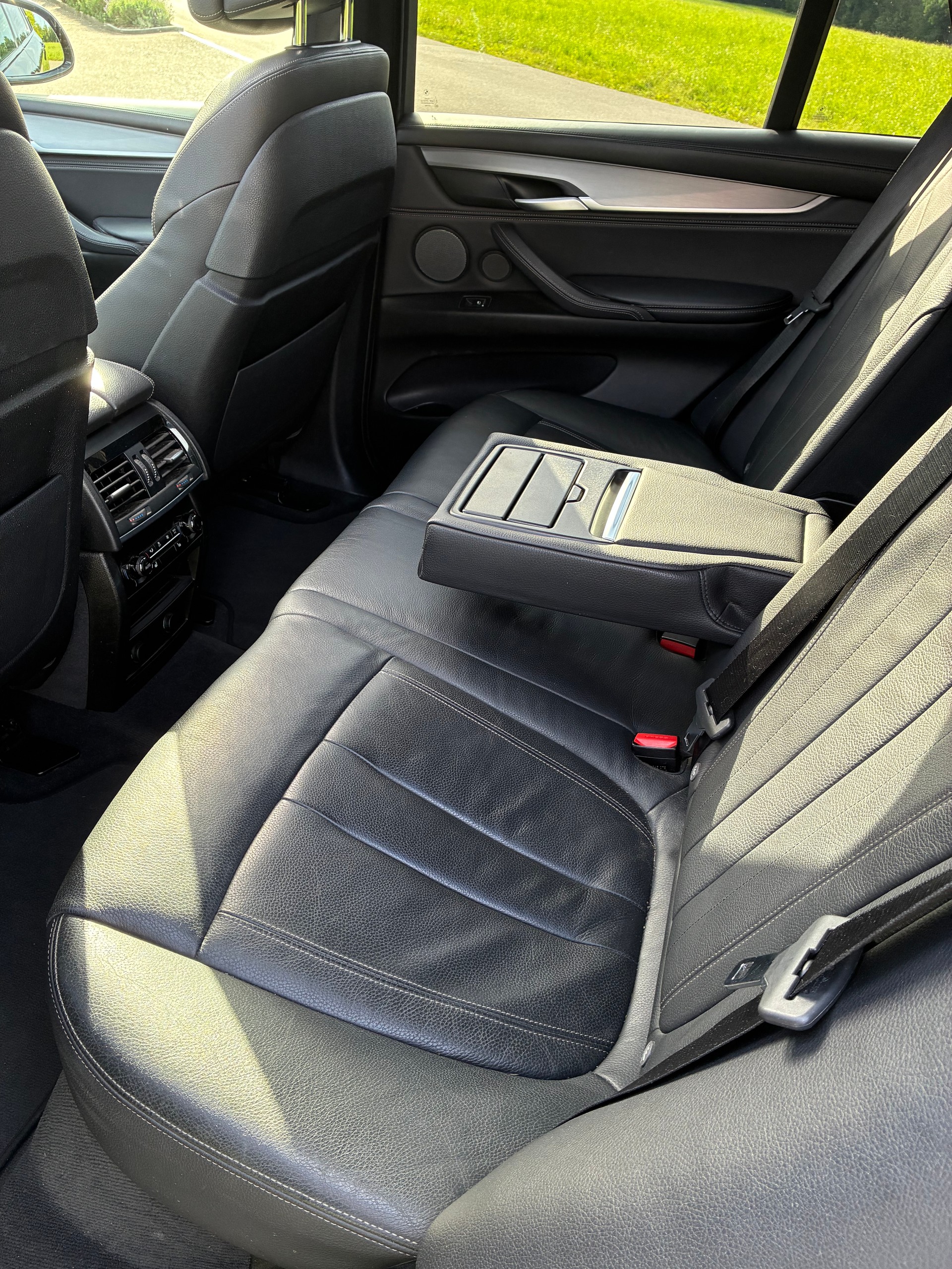 BMW 40d xDrive SAG-image-8