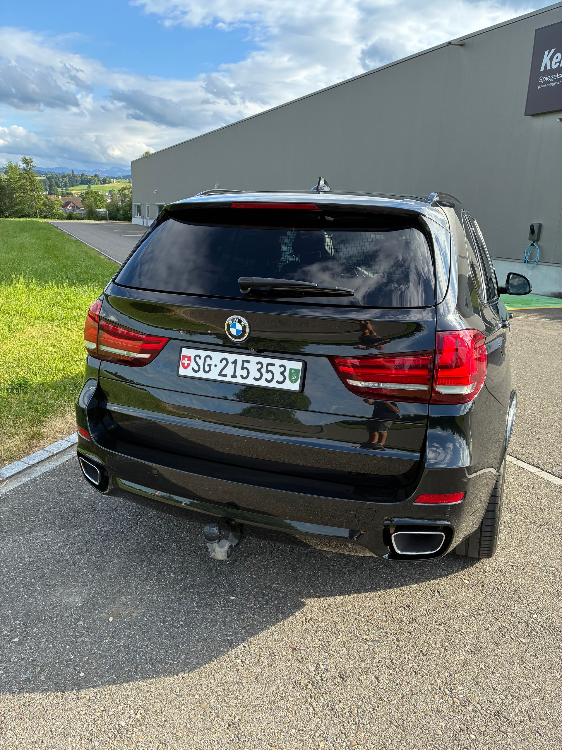 BMW 40d xDrive SAG-image-2