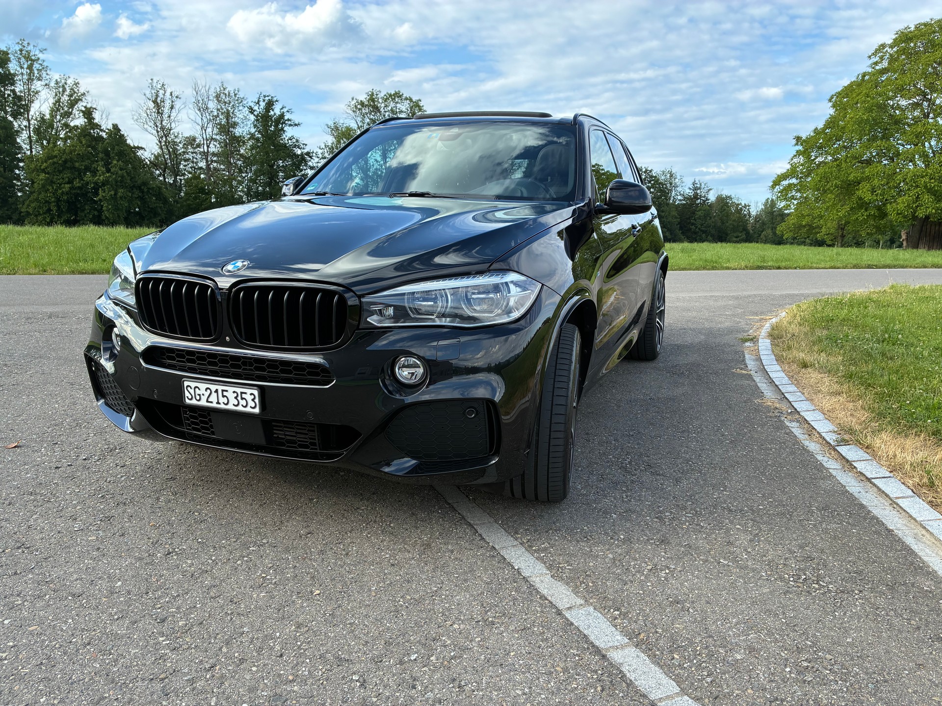 BMW 40d xDrive SAG-image-0