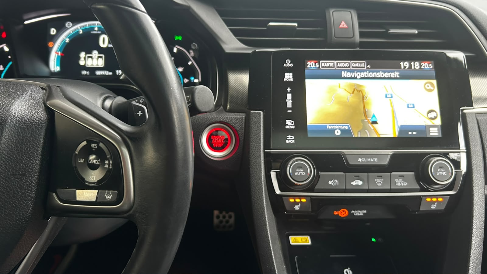 HONDA Civic 1.5 VTEC Prestige CVT-image-10