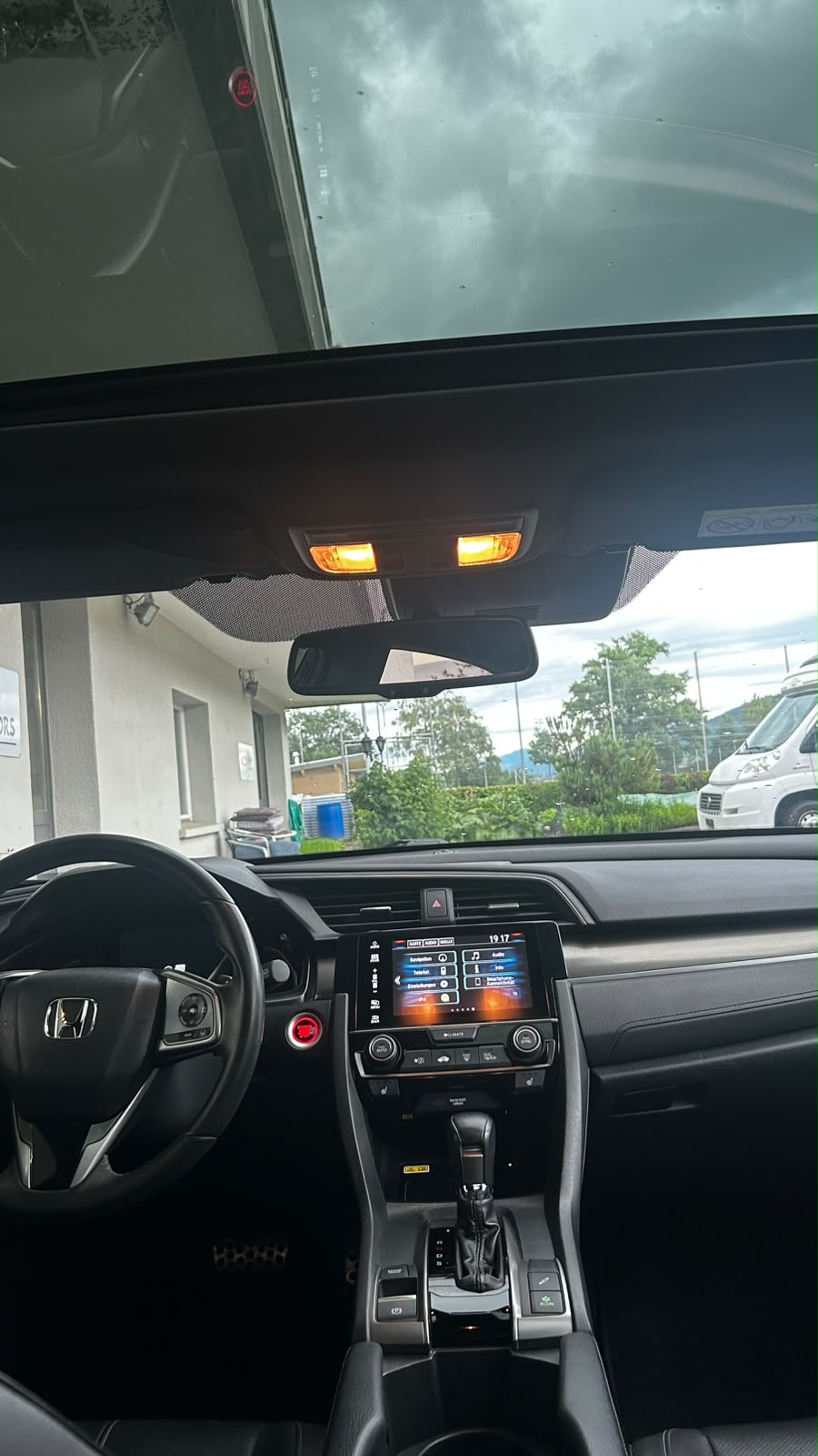 HONDA Civic 1.5 VTEC Prestige CVT-image-9