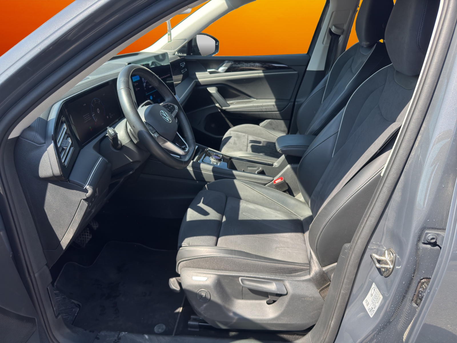 VW Tiguan 2.0 TDI SCR Elegance 4Motion DSG *** Garantie 5ans / 150'000km ***-image-10