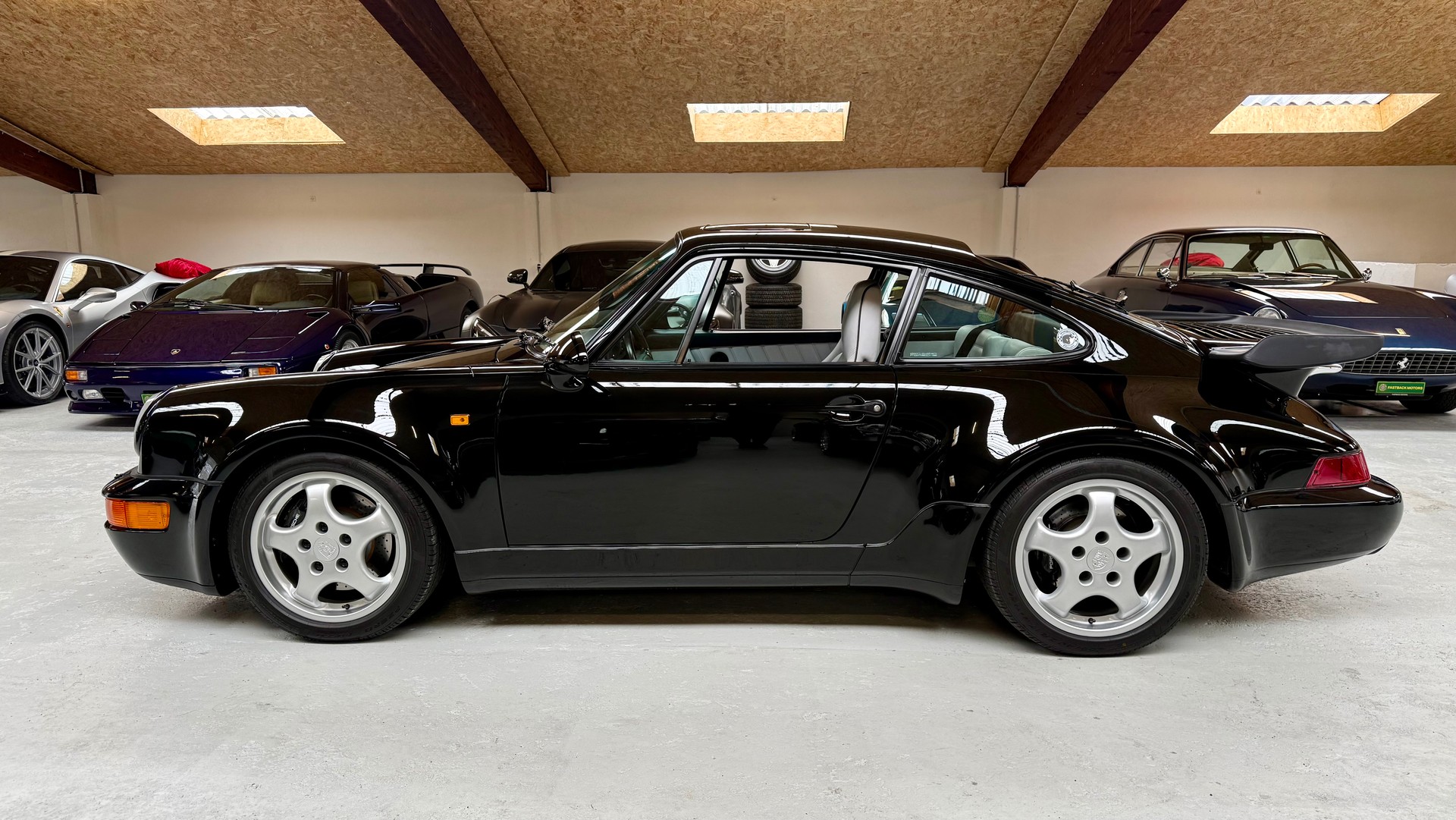 PORSCHE 911 Turbo II 3.3-image-1