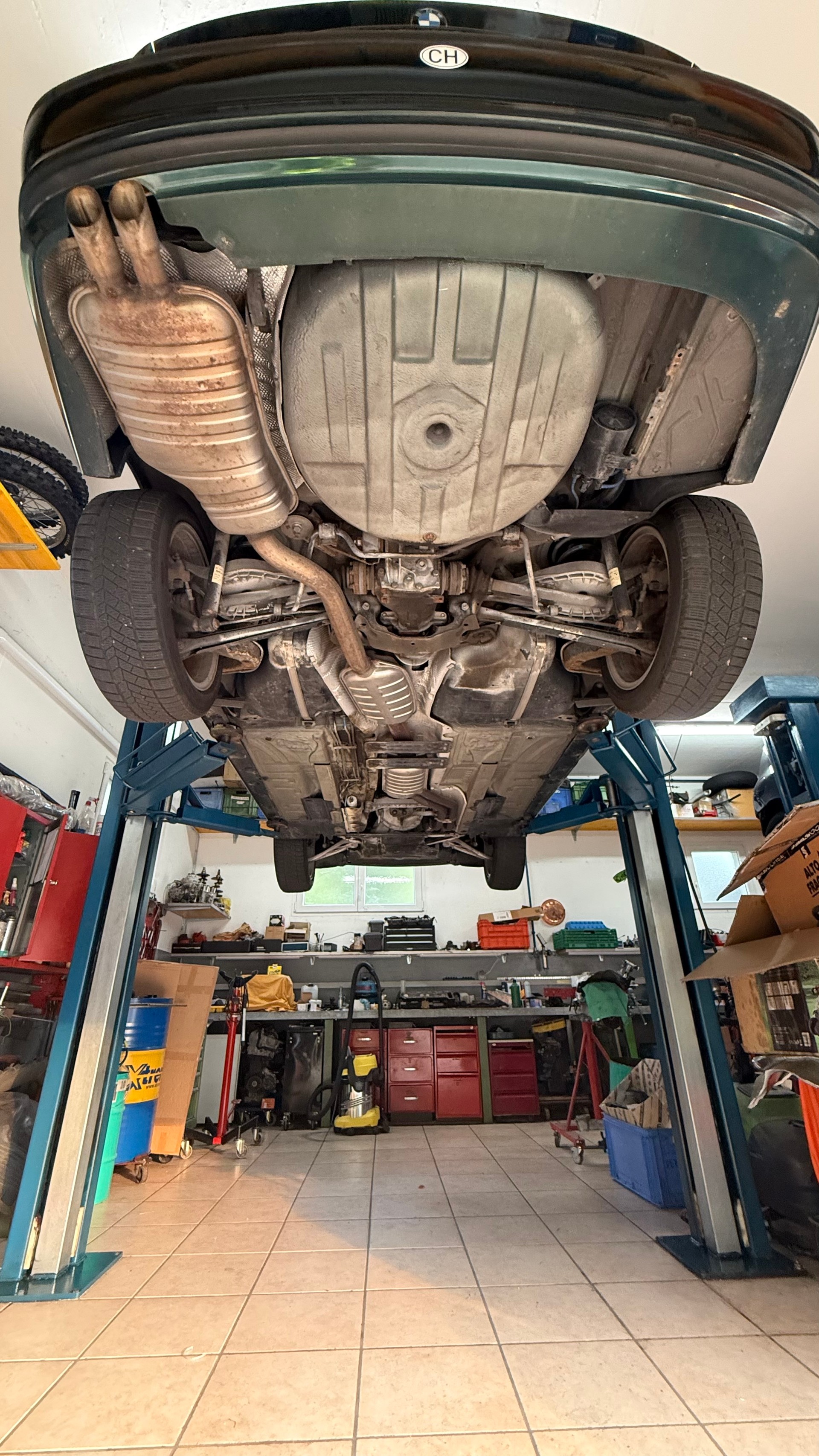 BMW 325-image-1