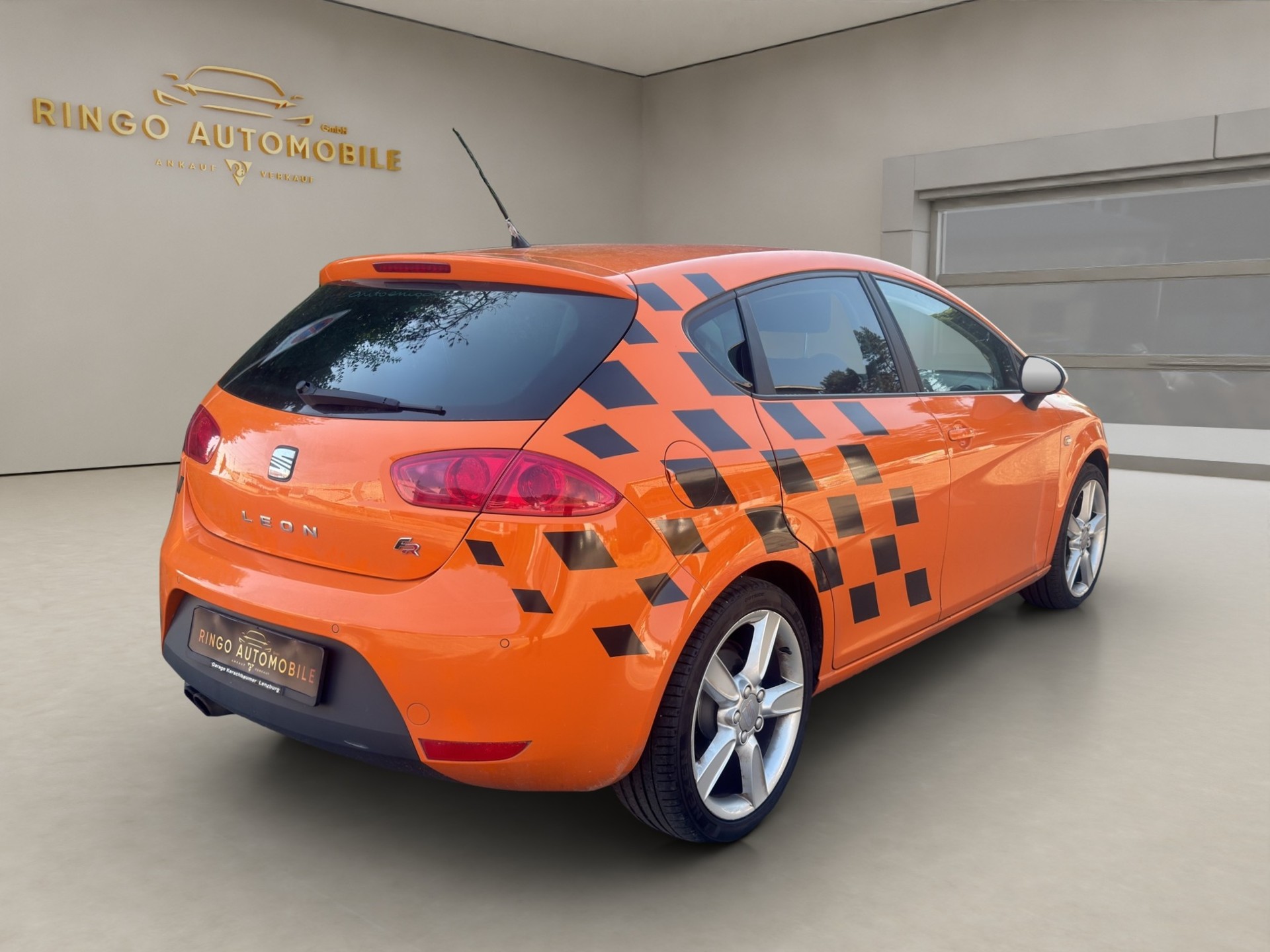 SEAT Leon 2.0 TSI FR-image-6