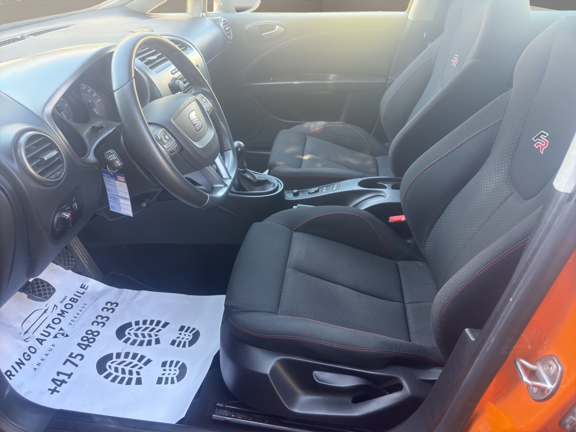 SEAT Leon 2.0 TSI FR-image-8