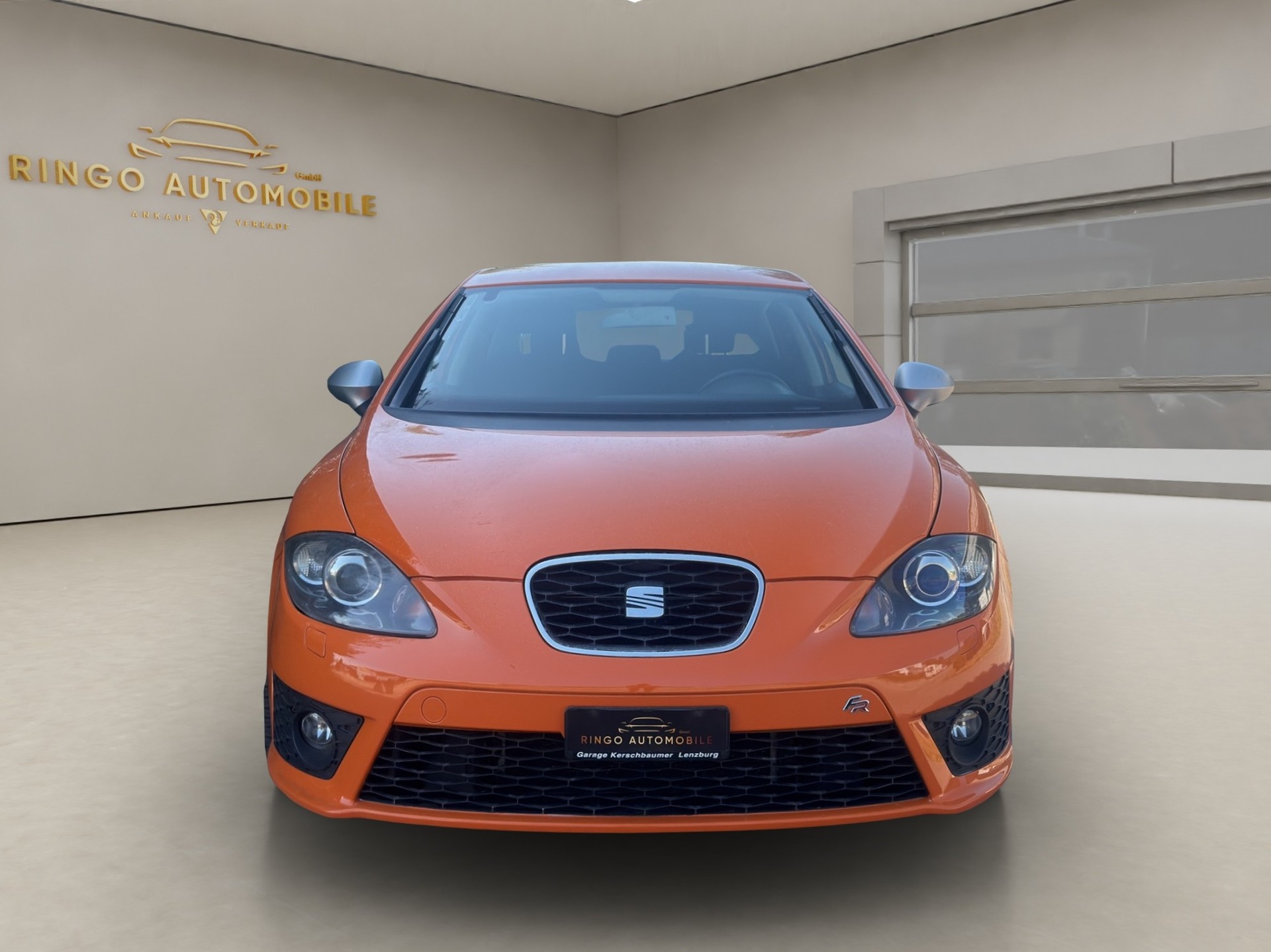 SEAT Leon 2.0 TSI FR-image-1