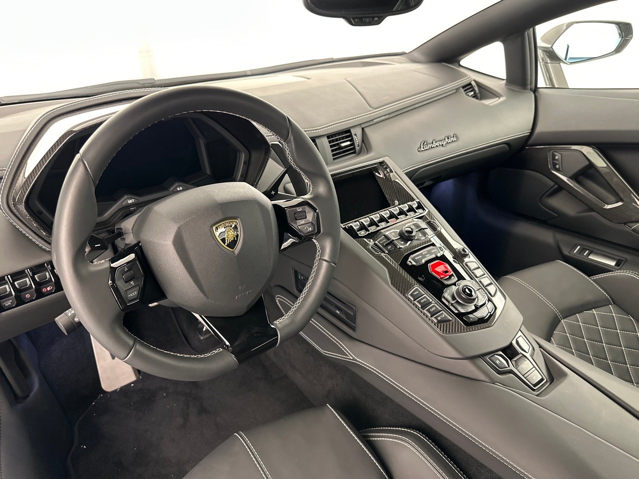 LAMBORGHINI Aventador S LP740-4 Coupé E-Gear-image-6