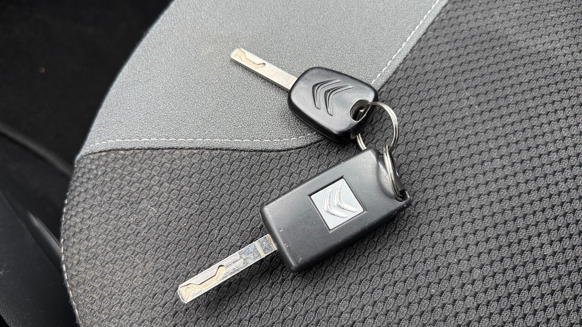 CITROEN C3 1.4 HDi Rossignol EGS5-image-9