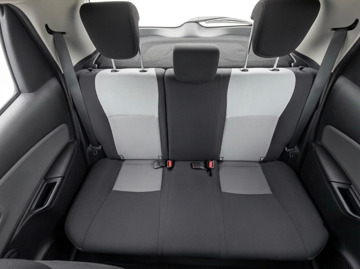 TOYOTA Yaris 1.5 VVT-i Hybrid Trend e-CVT-image-9