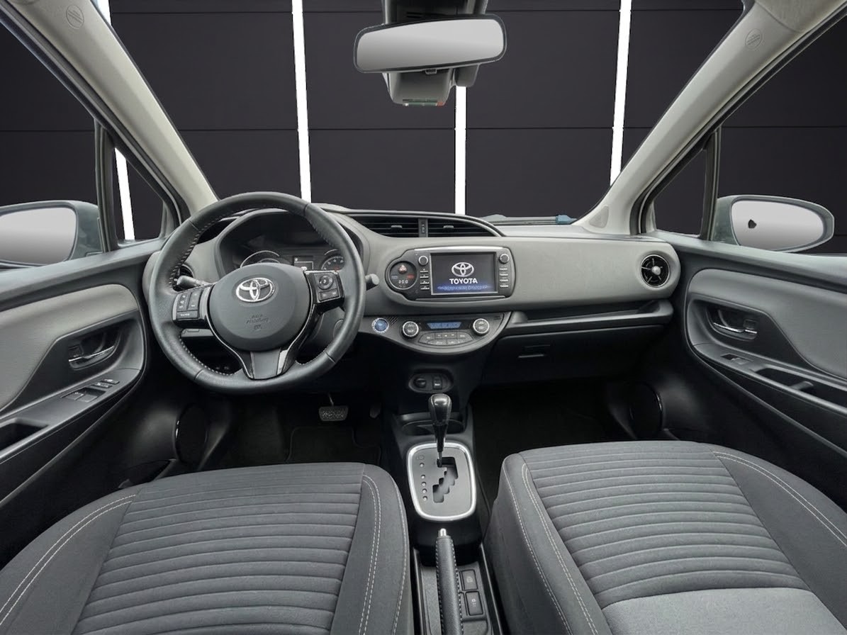 TOYOTA Yaris 1.5 VVT-i Hybrid Trend e-CVT-image-18
