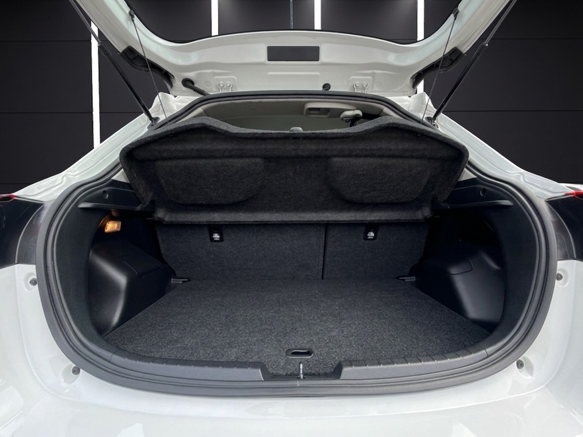 TOYOTA Yaris 1.5 VVT-i Hybrid Trend e-CVT-image-8
