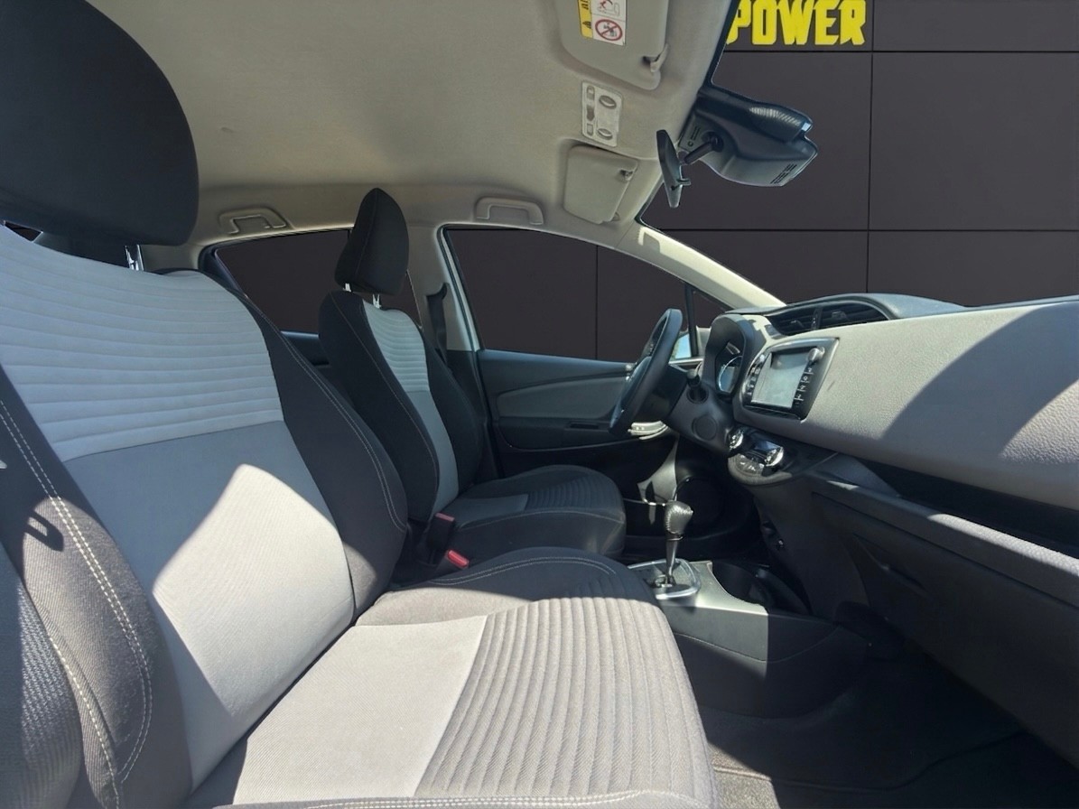 TOYOTA Yaris 1.5 VVT-i Hybrid Trend e-CVT-image-11