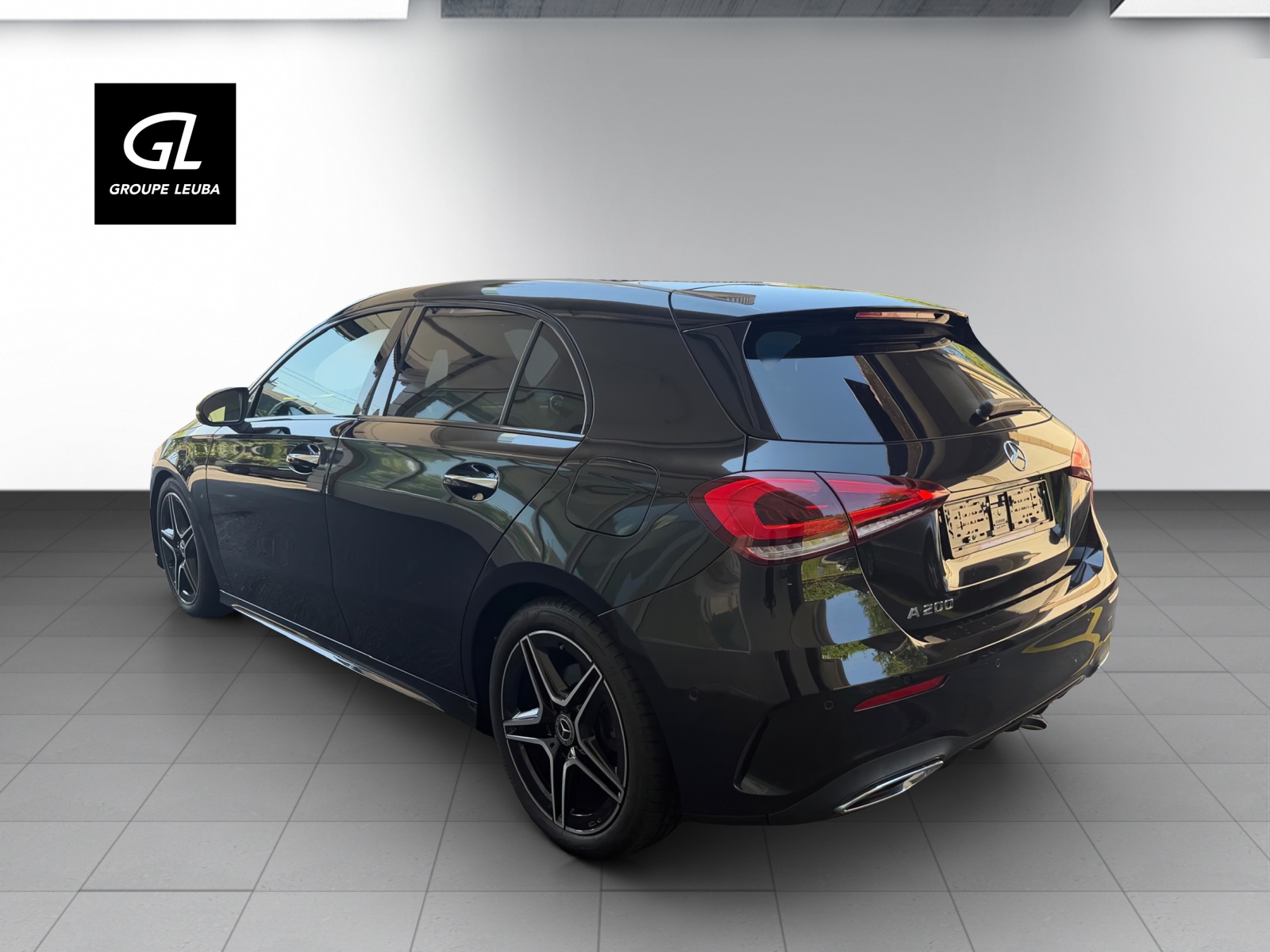 MERCEDES-BENZ A 200 AMG Line-image-3