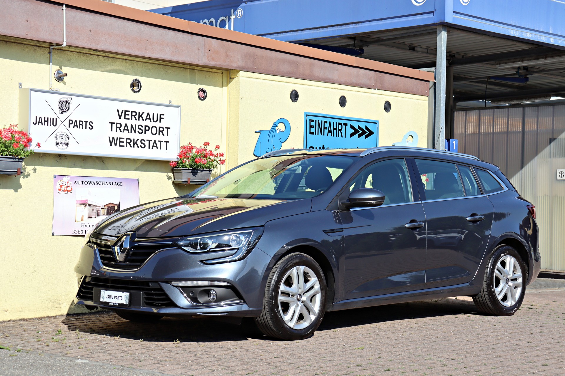 RENAULT Mégane Grandtour 1.2 16V Turbo GT Line-image-0
