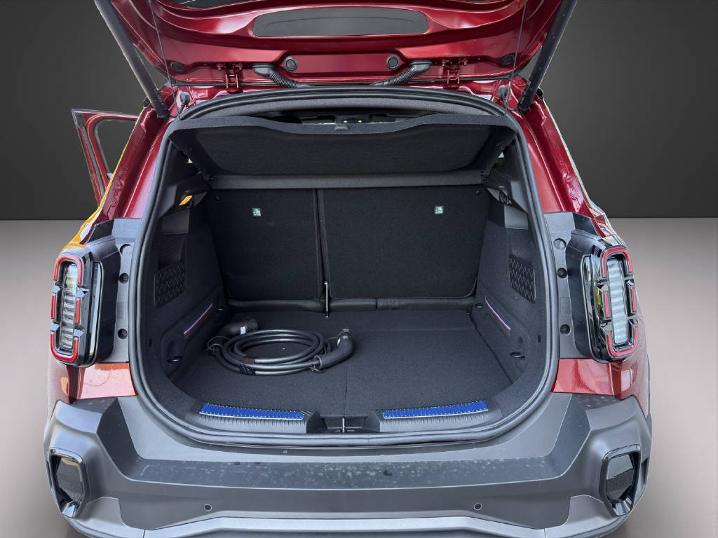 RENAULT R4 E-Tech Comfort Range plein sud iconic-image-9