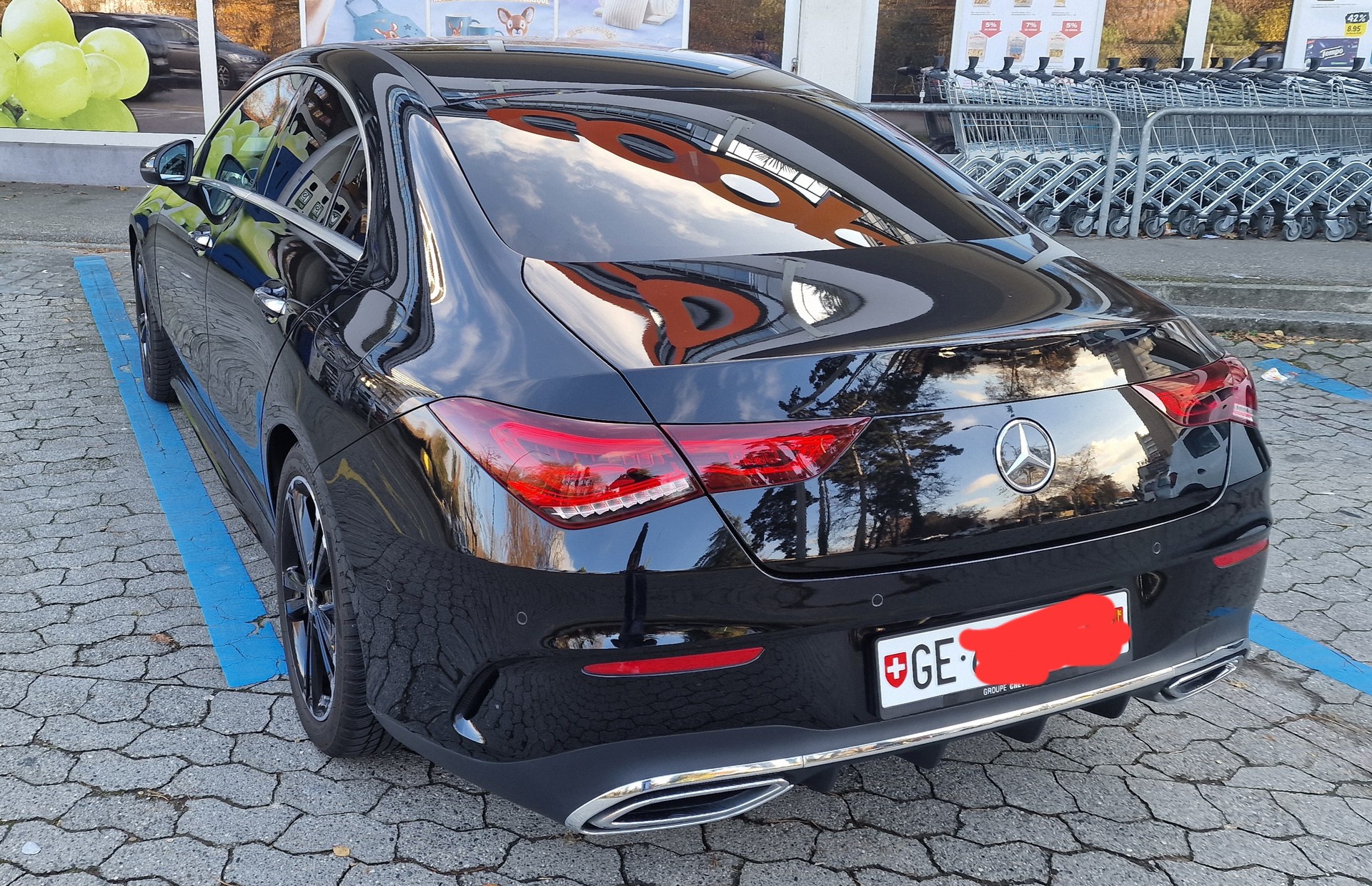 MERCEDES-BENZ CLA 220 AMG Line 4matic-image-1