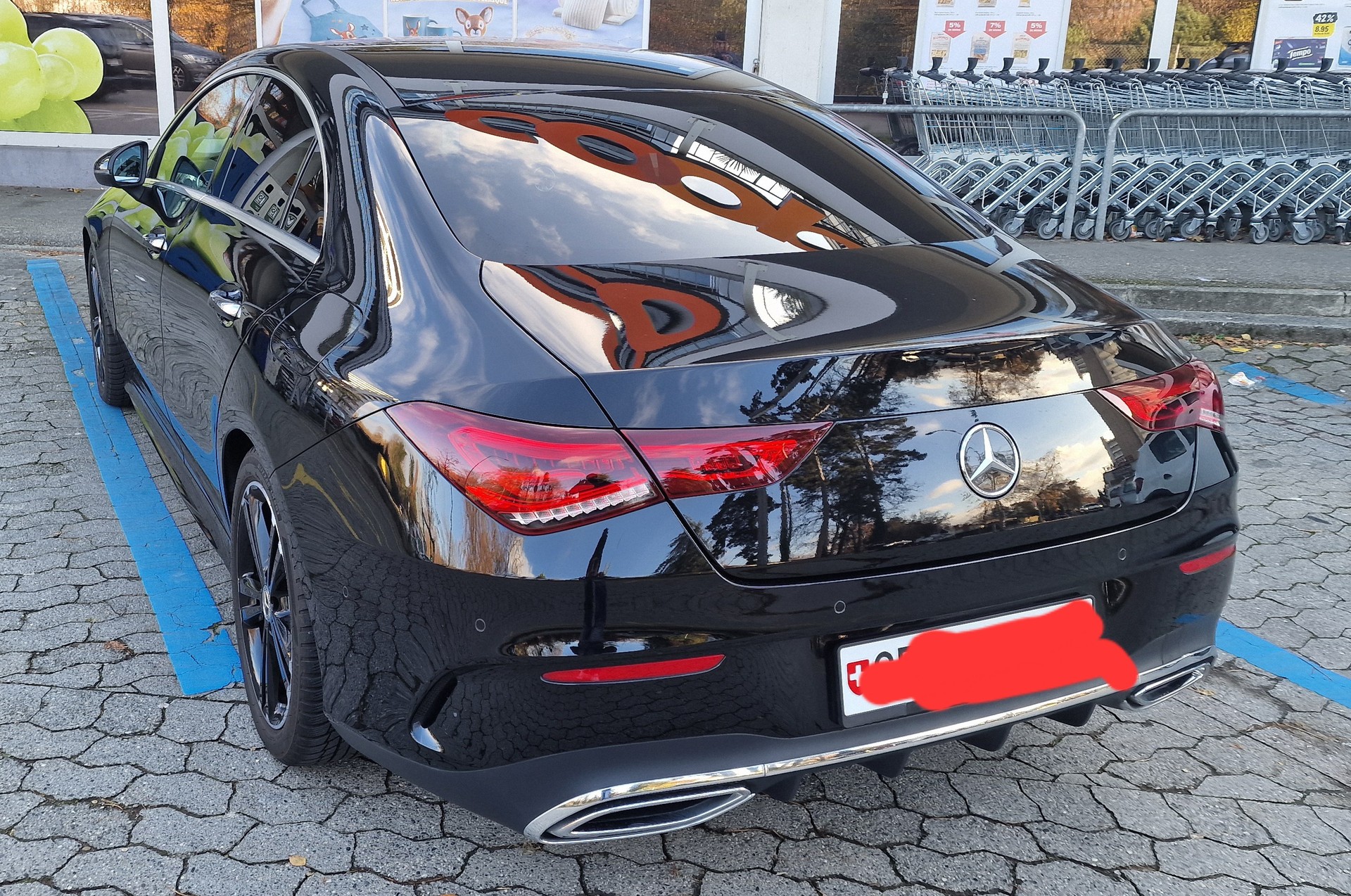 MERCEDES-BENZ CLA 220 AMG Line 4matic-image-1