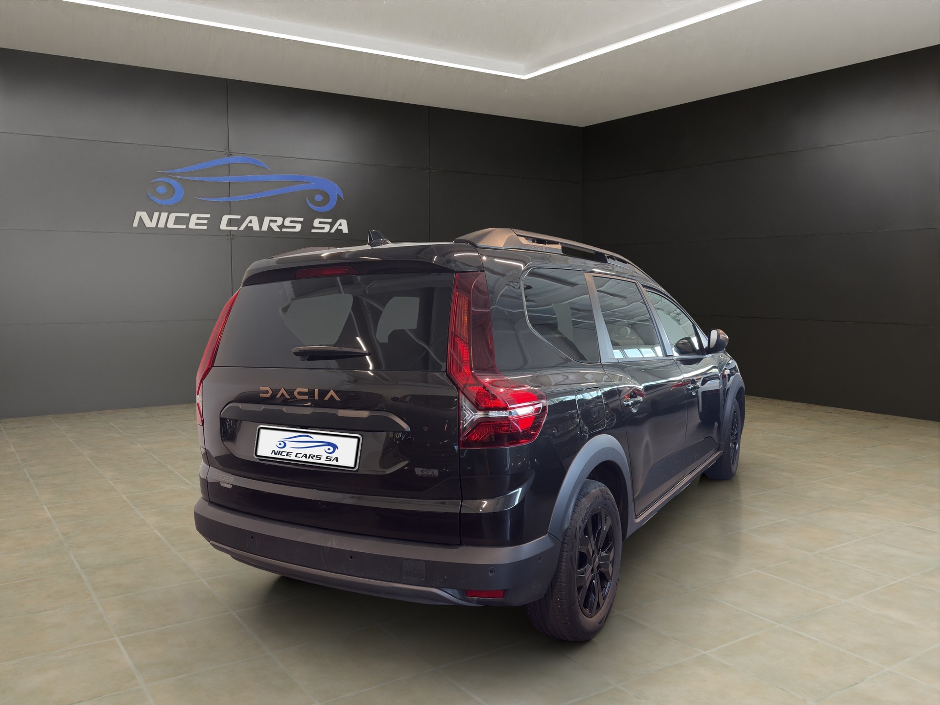 DACIA Jogger HEV 140 Extreme-image-5