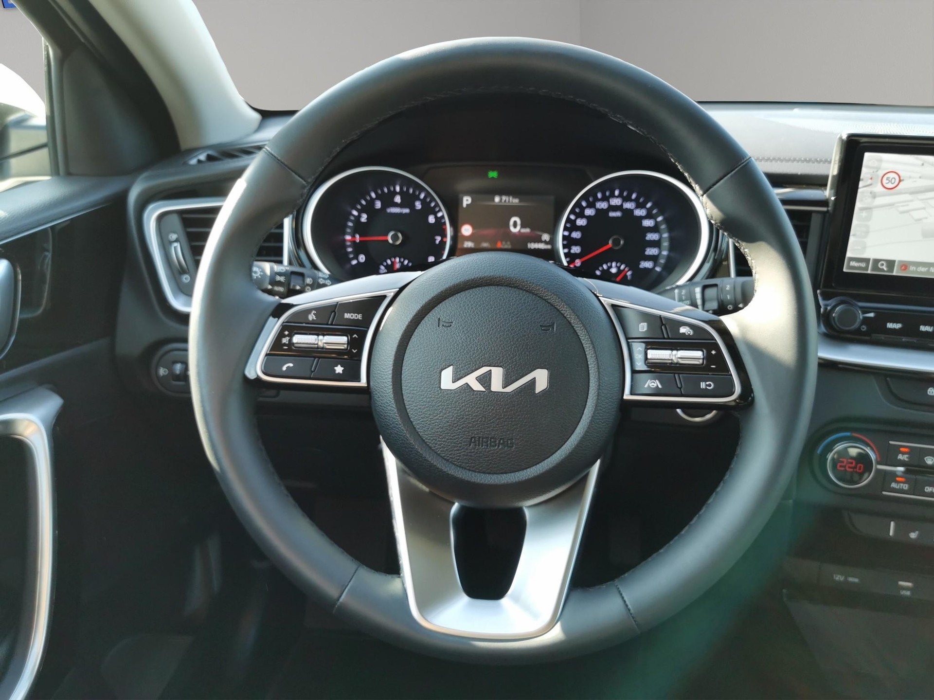 KIA Ceed 1.5 T-GDi MHEV Power-image-3