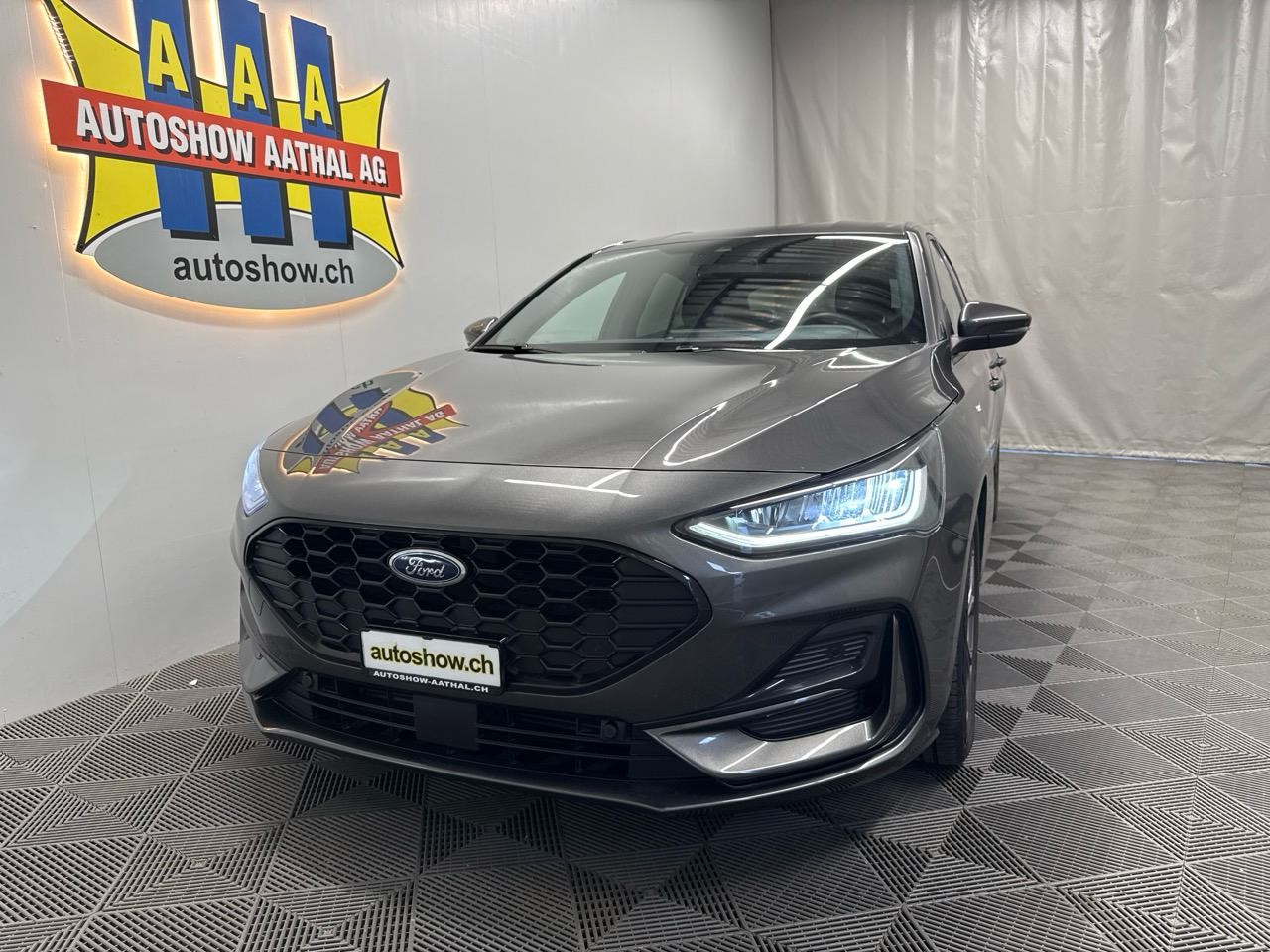 FORD Focus 1.0 MHEV ST-Line Automat-image-15