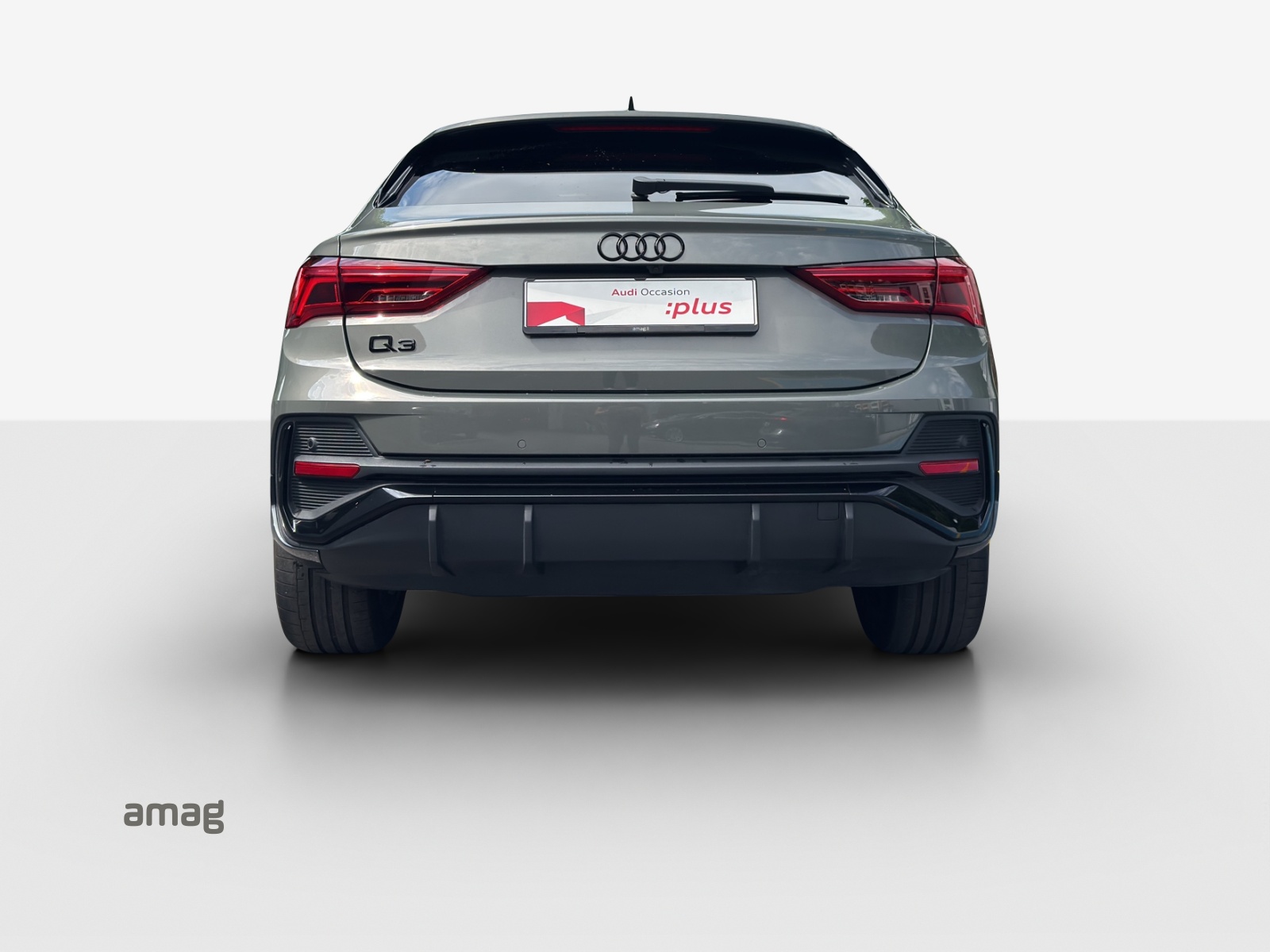 AUDI Q3 Sportback 45 TFSI e S line S-tronic-image-3