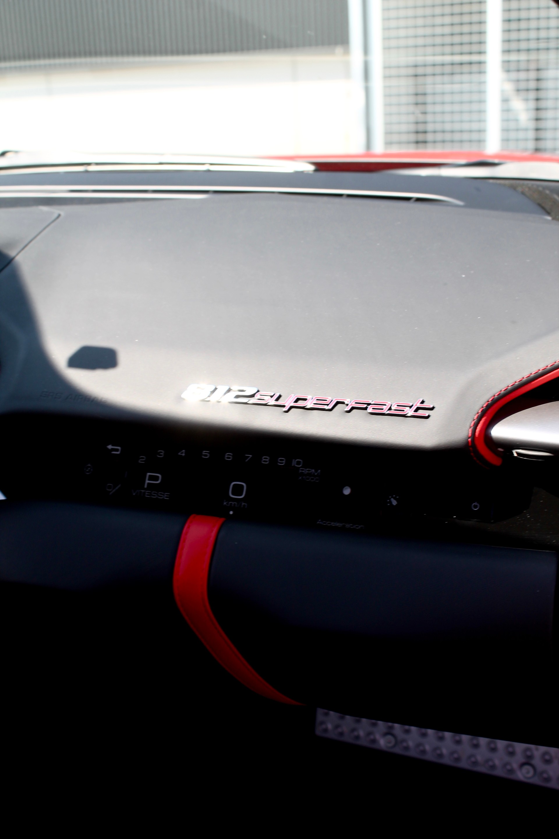 FERRARI 812 Superfast-image-7