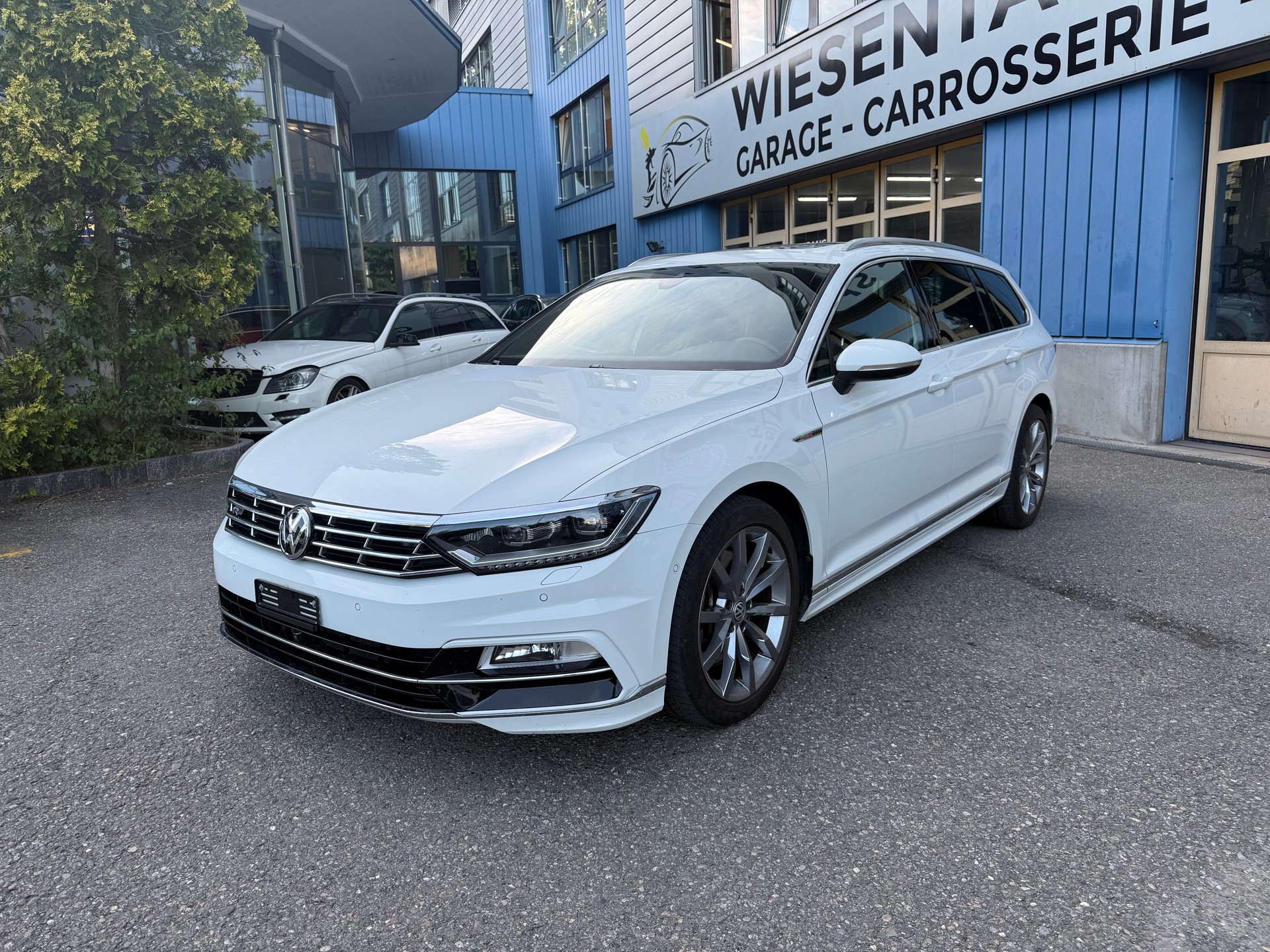 VW Passat Variant 2.0 TDI BMT High. DSG 4Motion-image-0