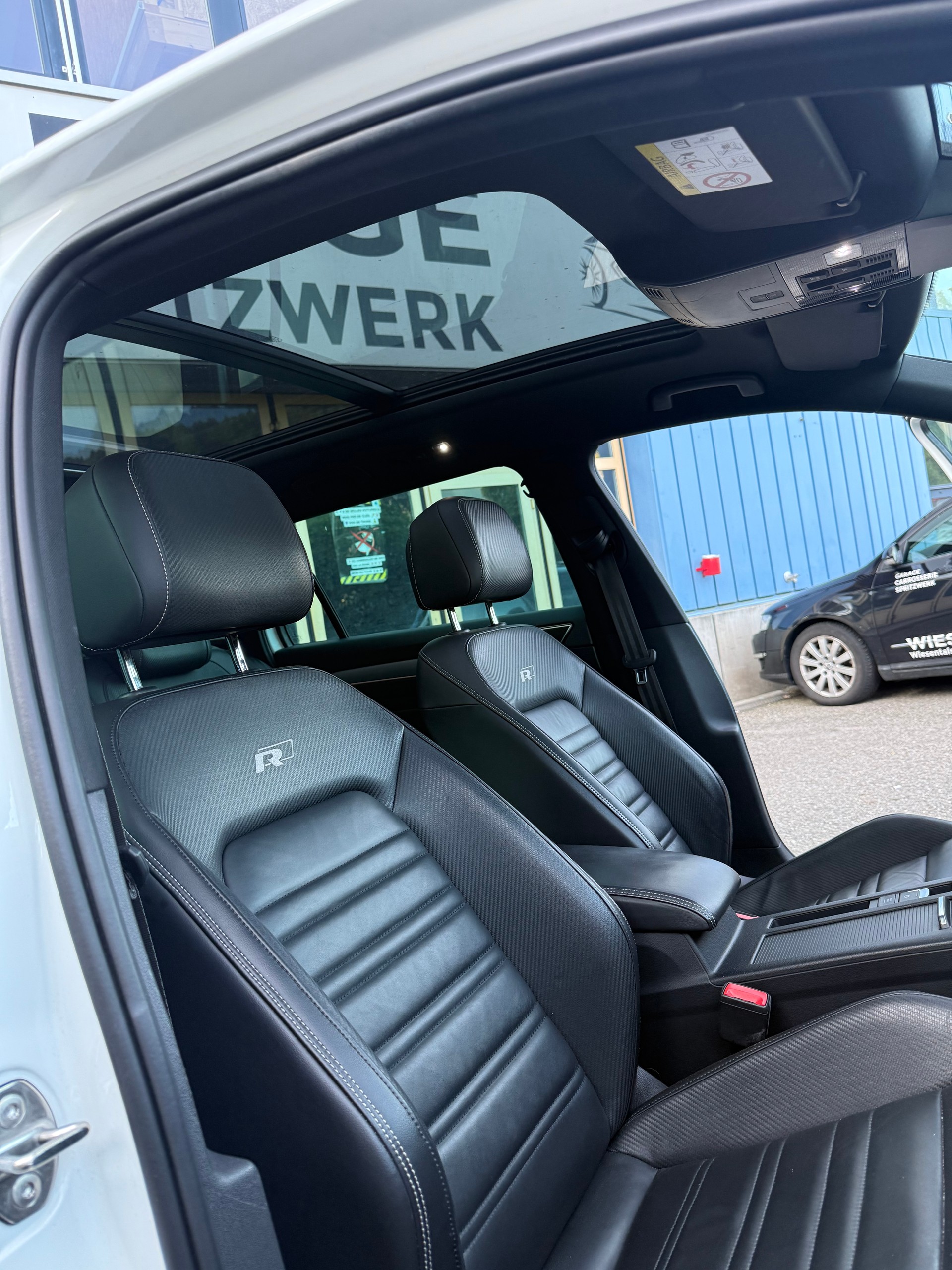 VW Passat Variant 2.0 TDI BMT High. DSG 4Motion-image-12