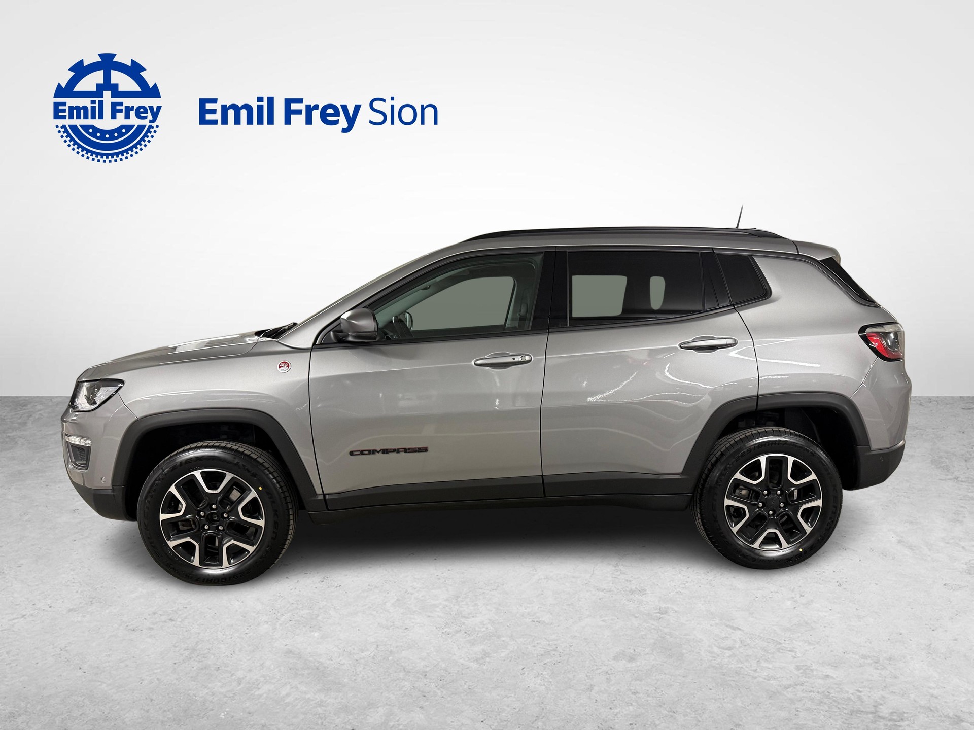 JEEP Compass 2.0 CRD Trailhawk AWD-image-4