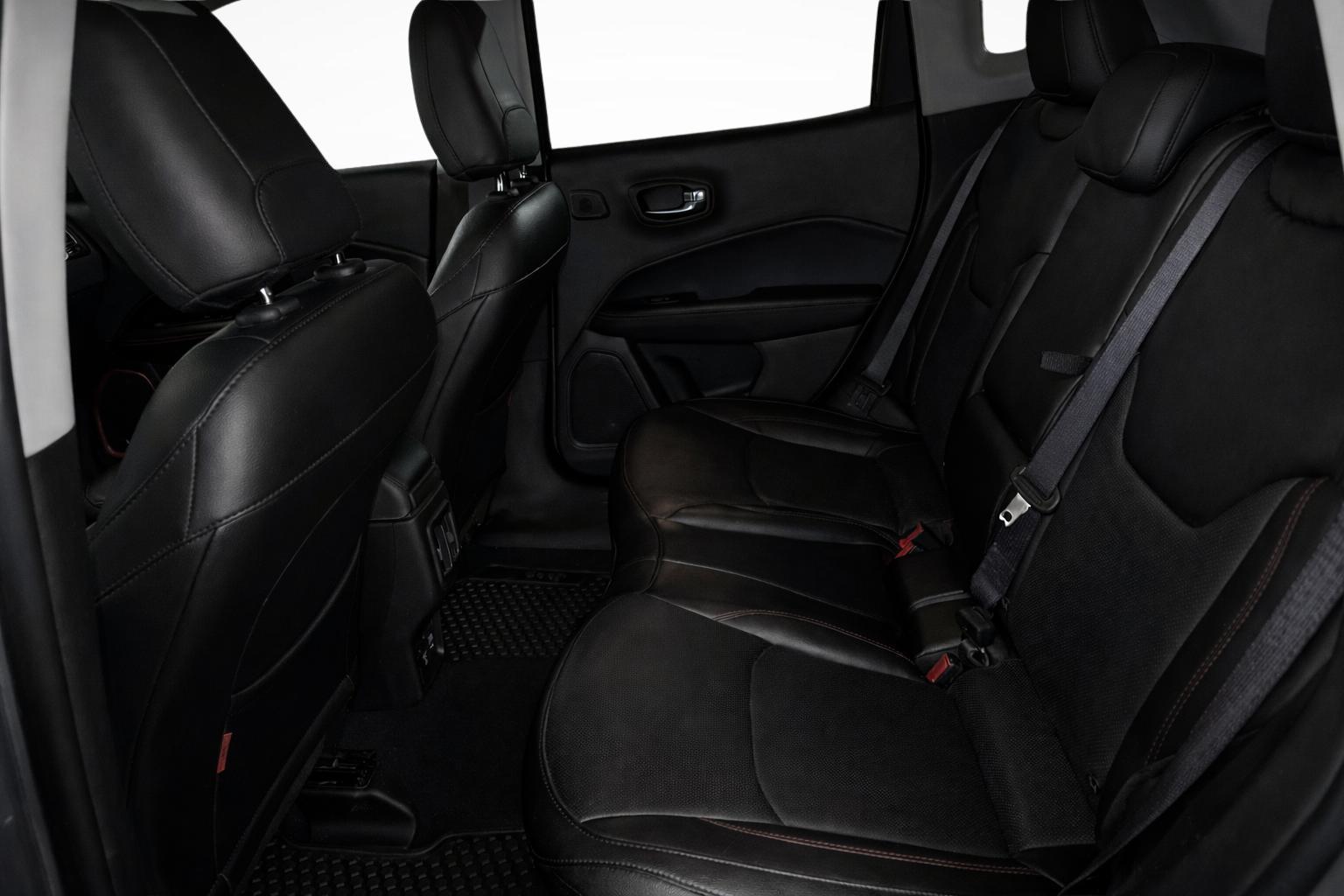 JEEP Compass 2.0 CRD Trailhawk AWD-image-12