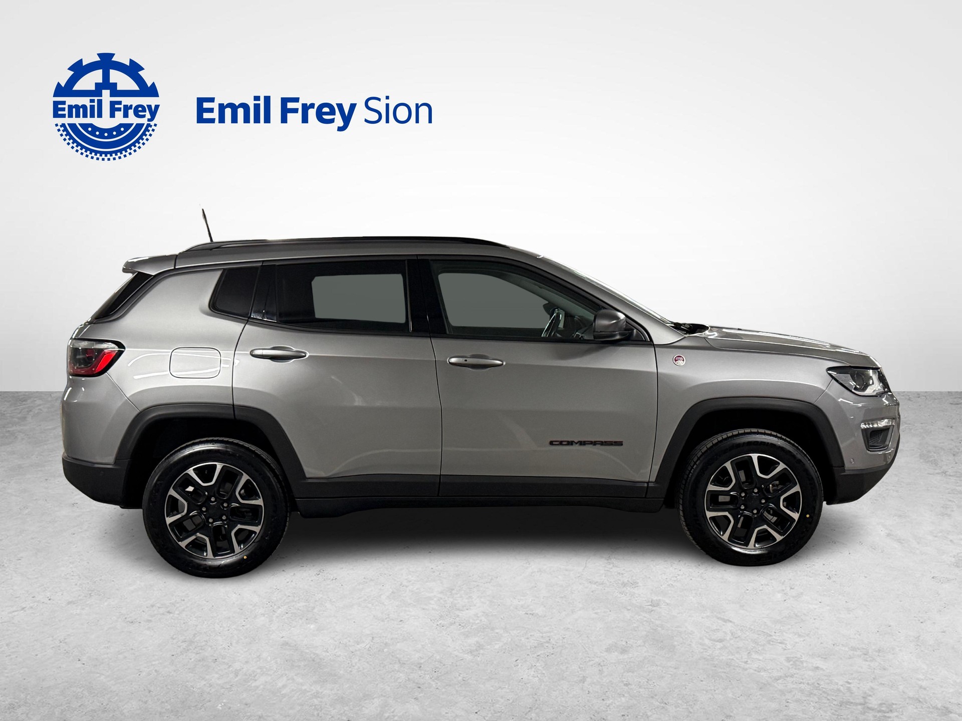 JEEP Compass 2.0 CRD Trailhawk AWD-image-5