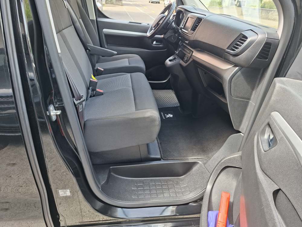 PEUGEOT Traveller Standard 2.0 BlueHDi 180 Business S/S-image-20