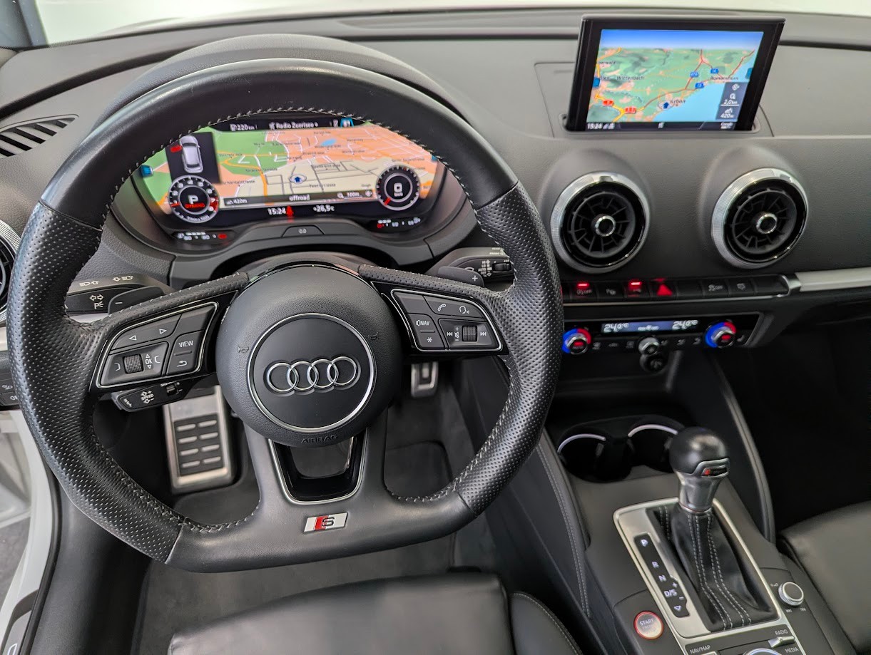 AUDI S3 Sportback 2.0 T FSI quattro S-Tronic*CH-AUTO FULL BLACK-PACK S-SITZE PANO CAM B&O ASSISTS MATRIX*-image-8
