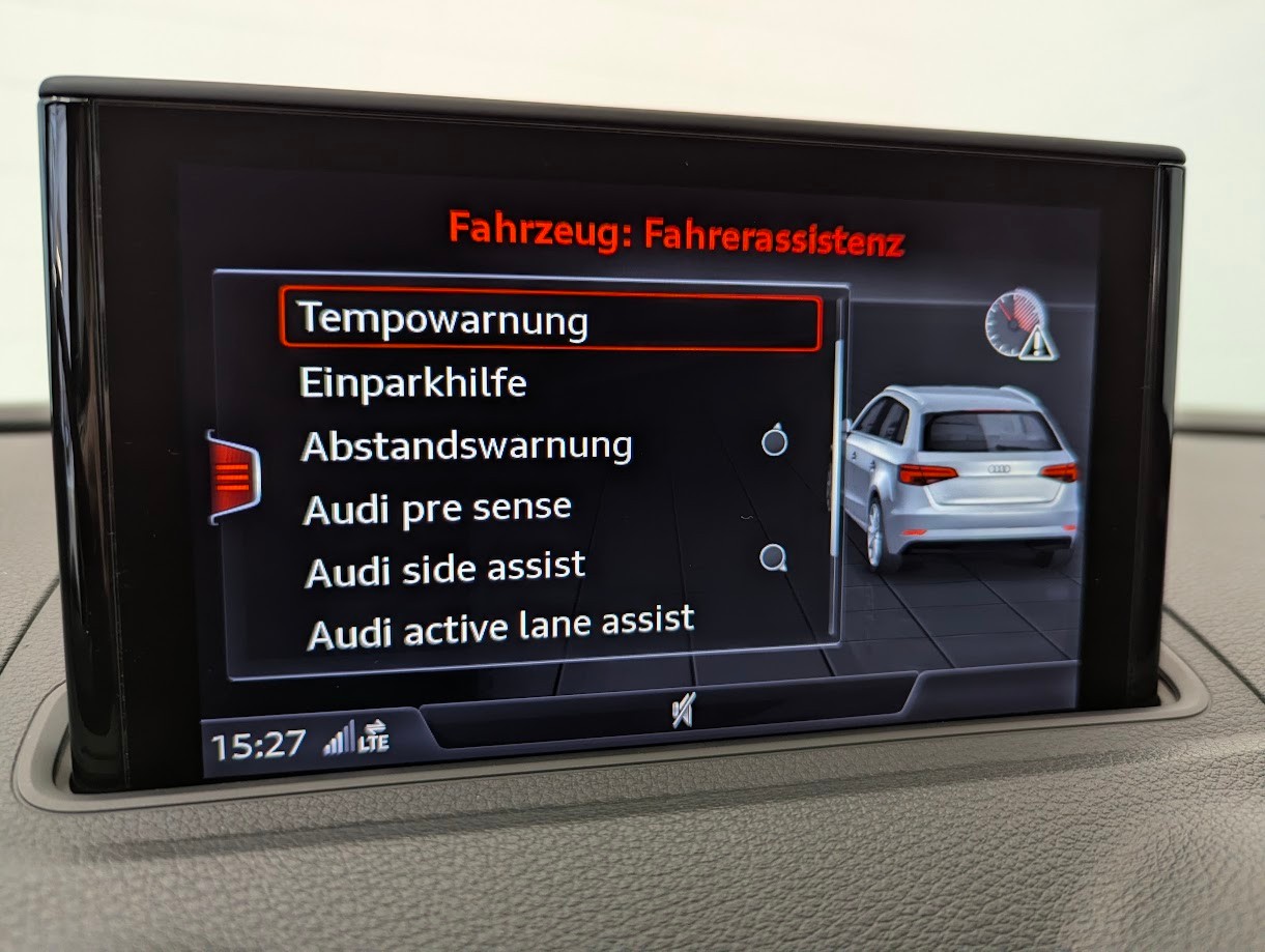 AUDI S3 Sportback 2.0 T FSI quattro S-Tronic*CH-AUTO FULL BLACK-PACK S-SITZE PANO CAM B&O ASSISTS MATRIX*-image-16