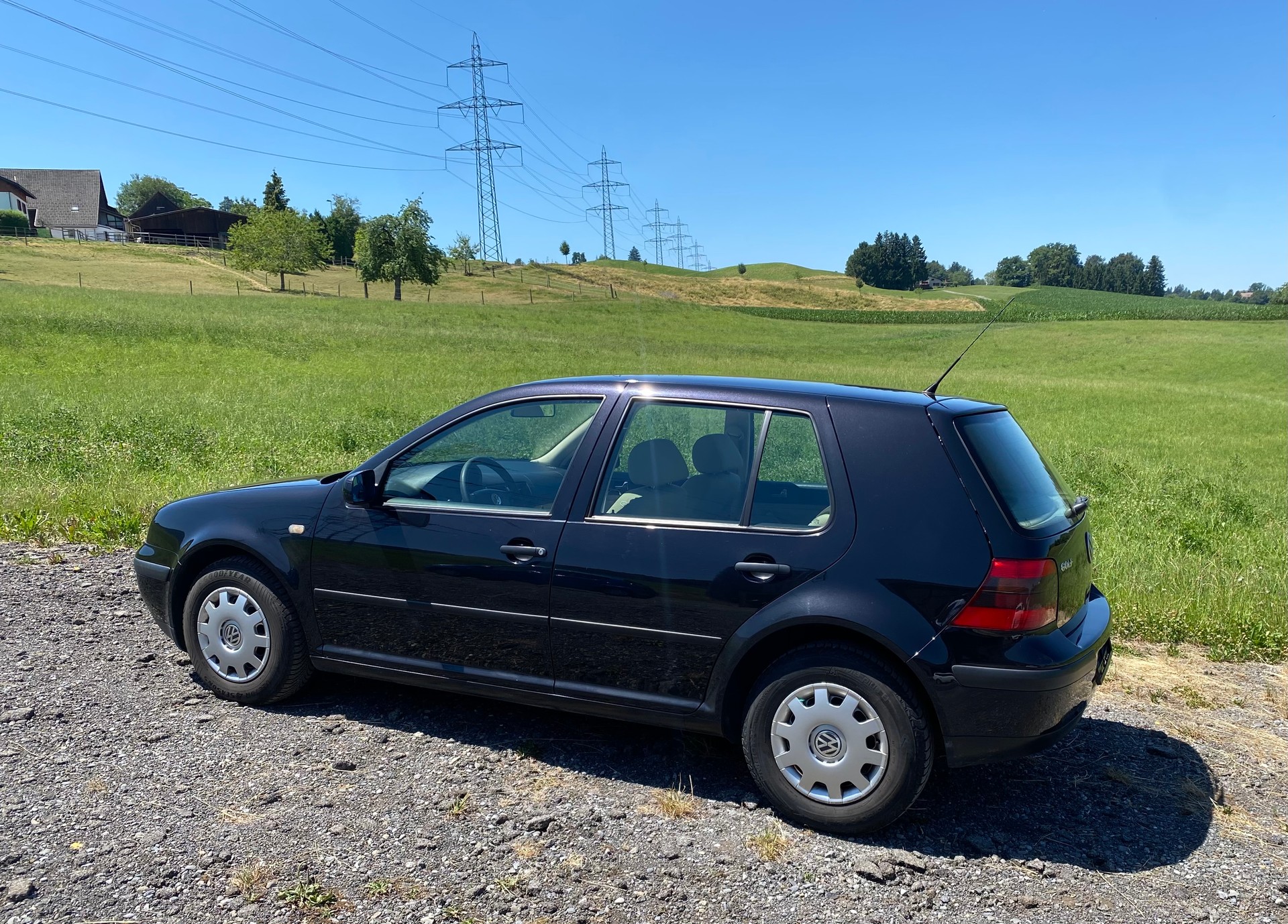 VW Golf 1.6 Trendline-image-1