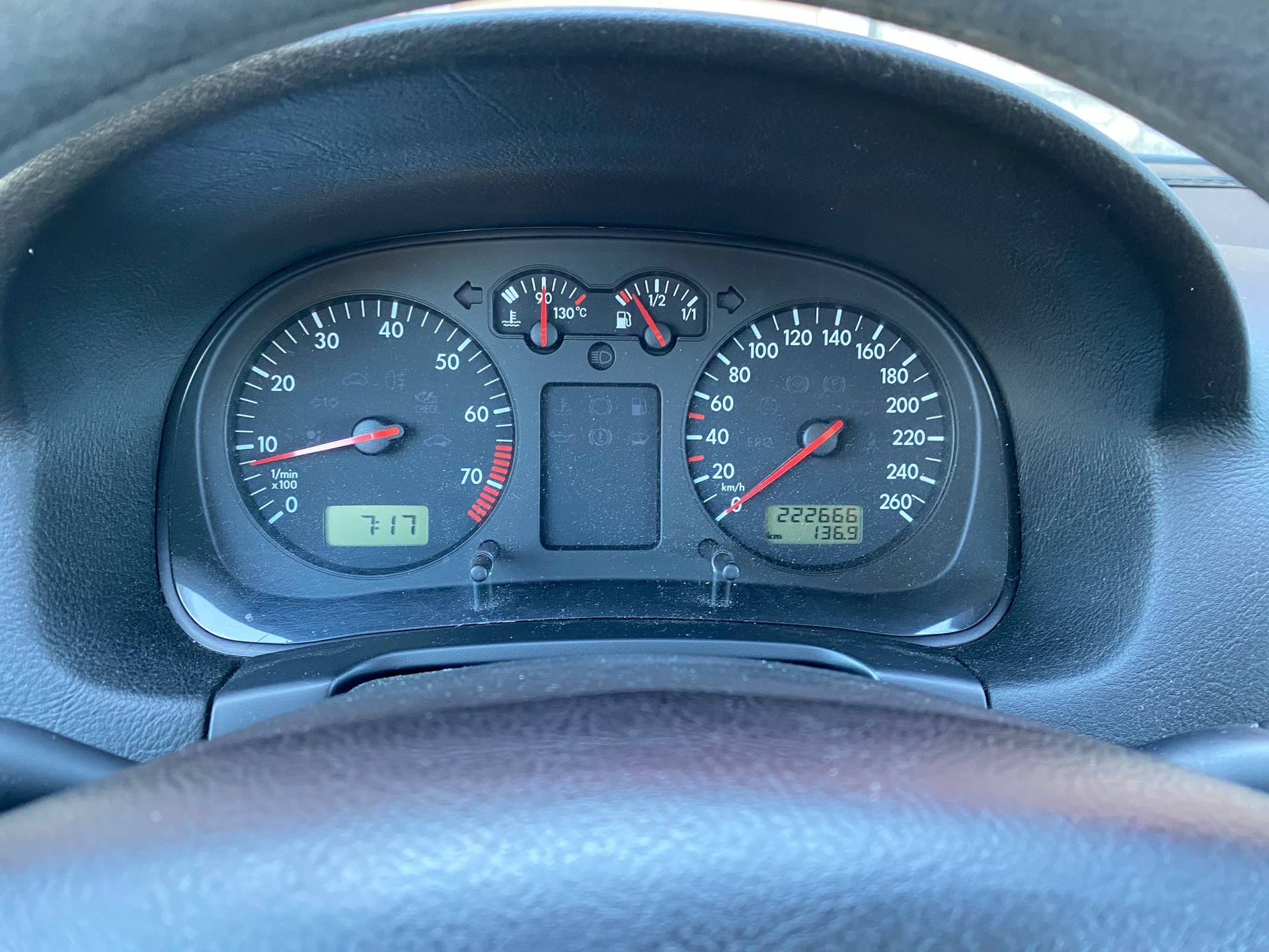 VW Golf 1.6 Trendline-image-10