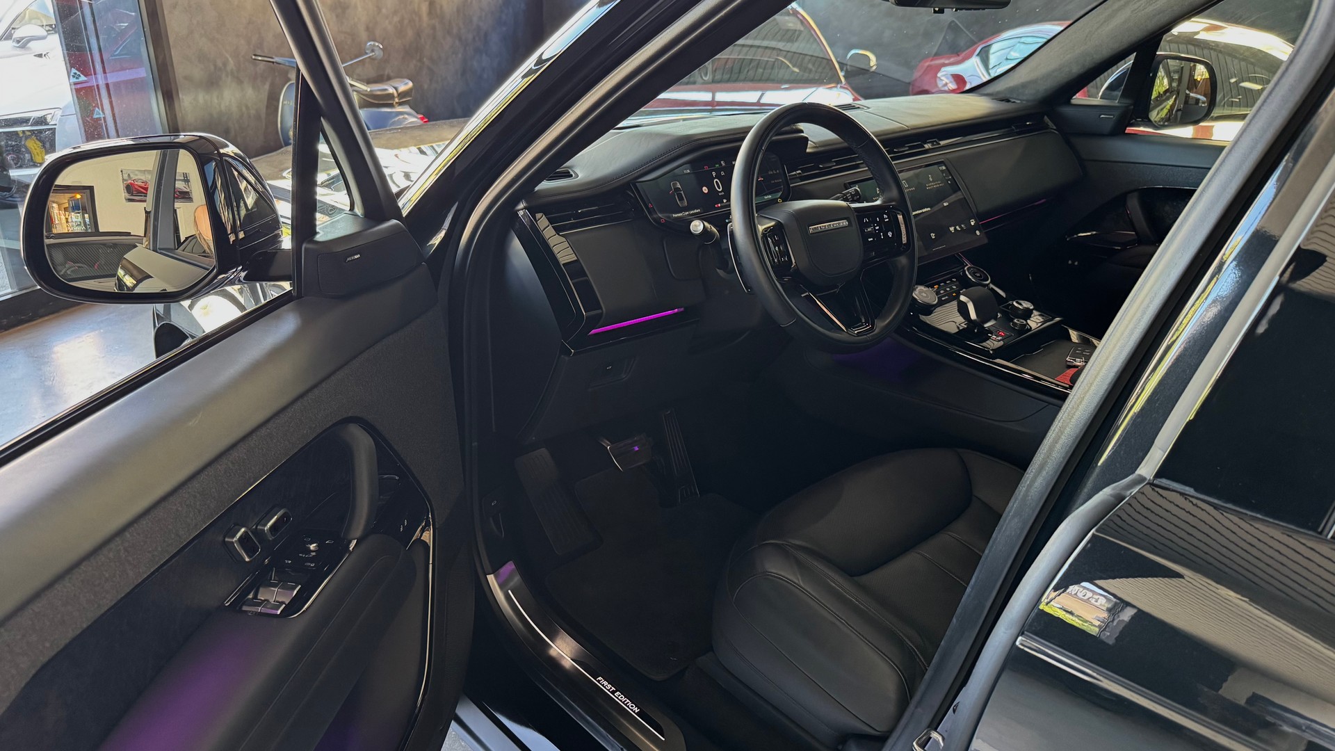 LAND ROVER Range Rover Sport P530 4.4 V8 First Edition Automatic-image-5