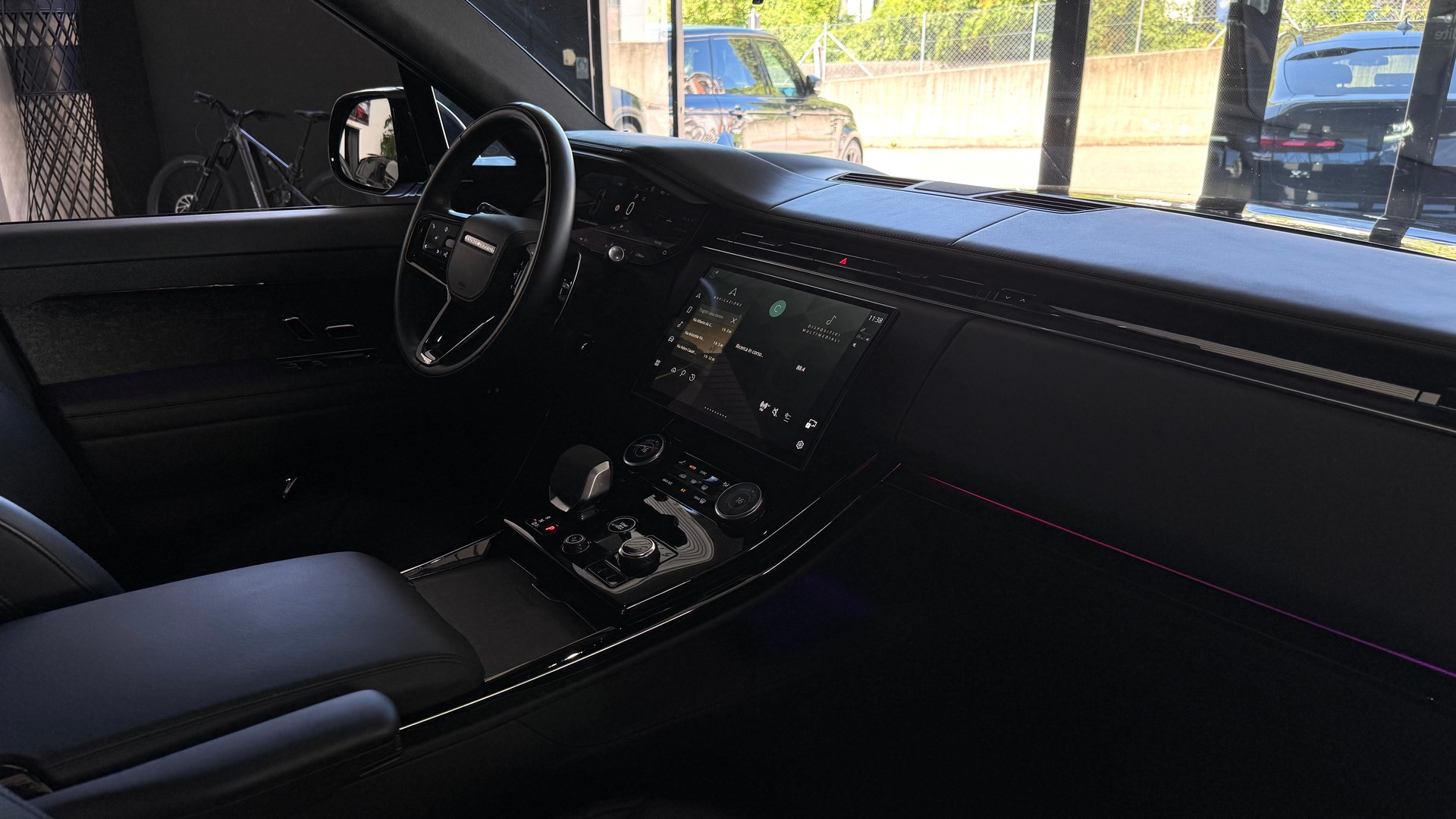 LAND ROVER Range Rover Sport P530 4.4 V8 First Edition Automatic-image-14